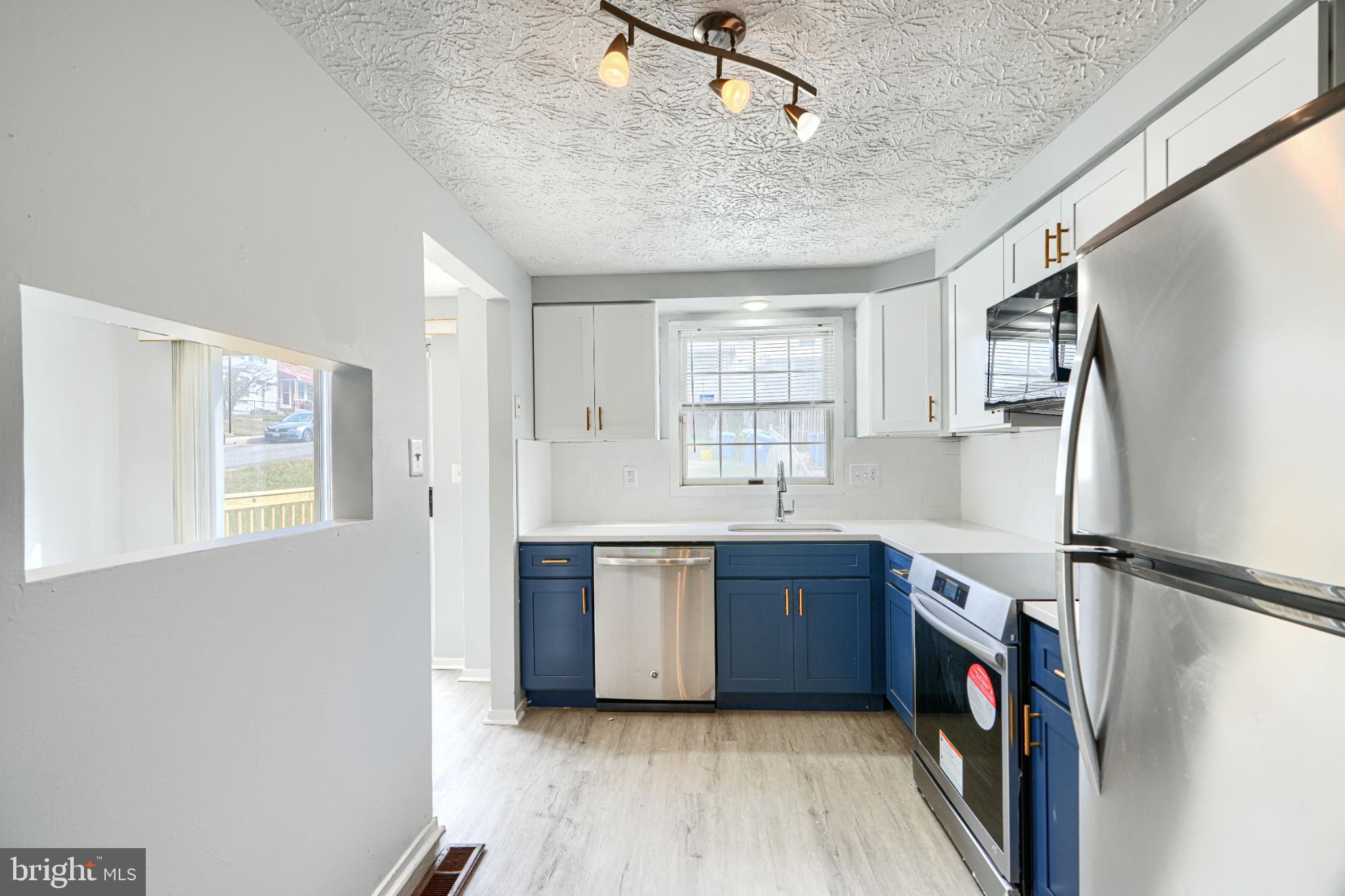 MOUNT WINANS - Residential Lease