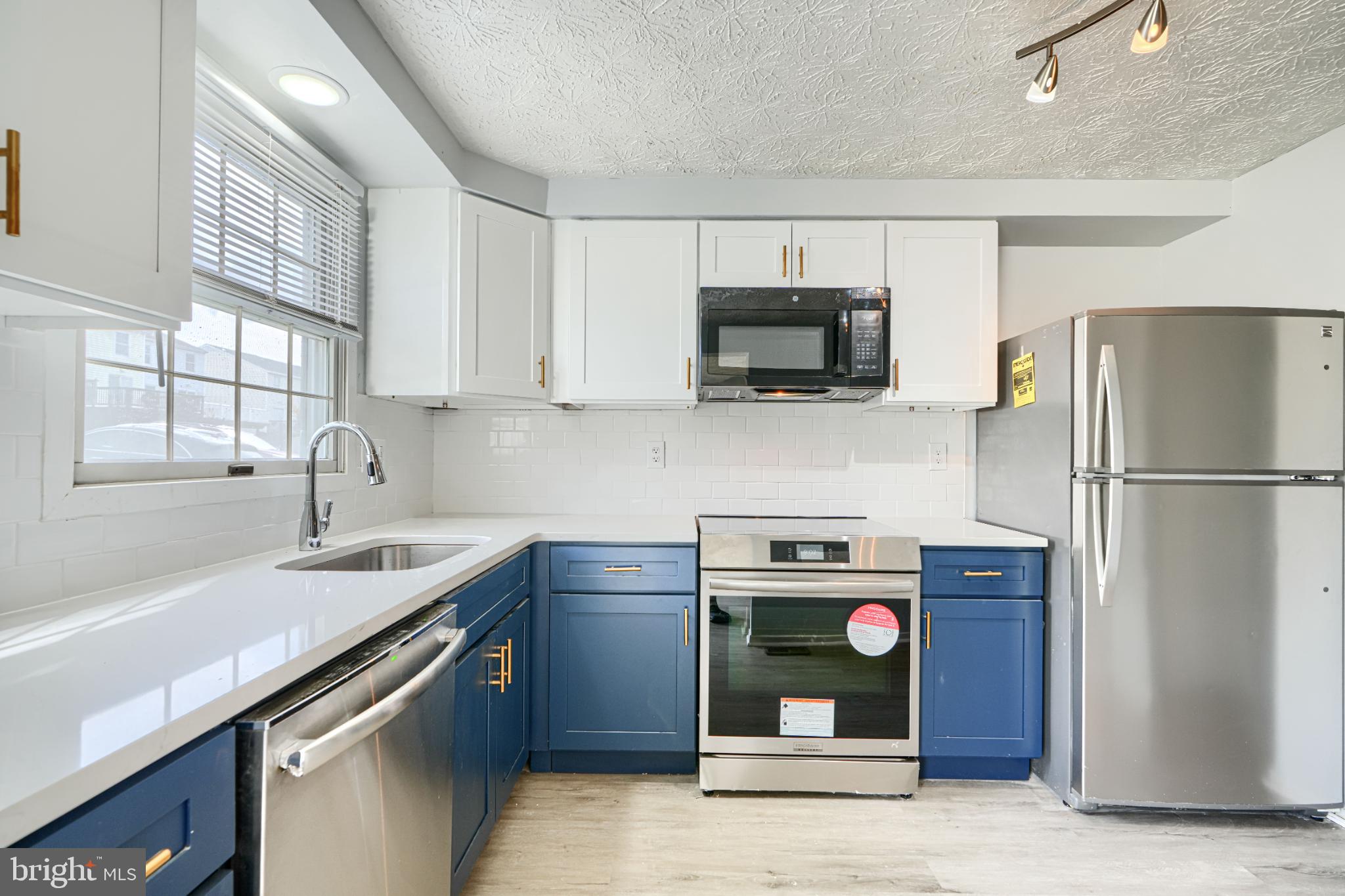 MOUNT WINANS - Residential Lease