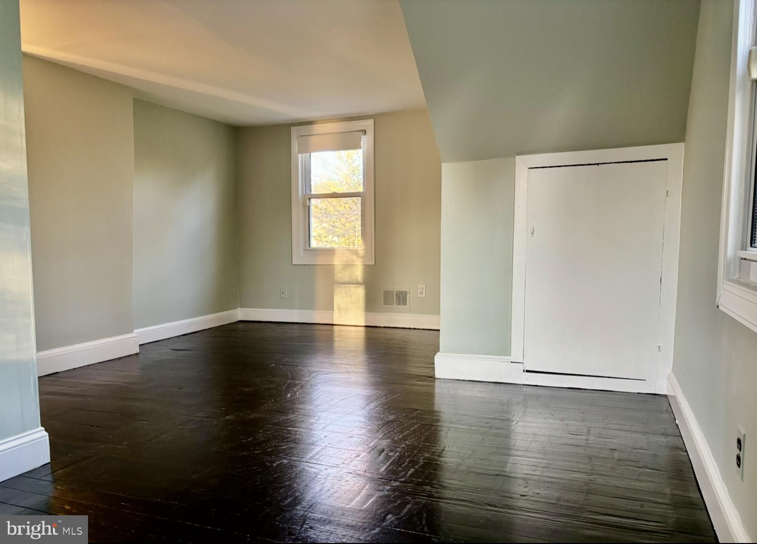 NEW ALEXANDRIA - Residential