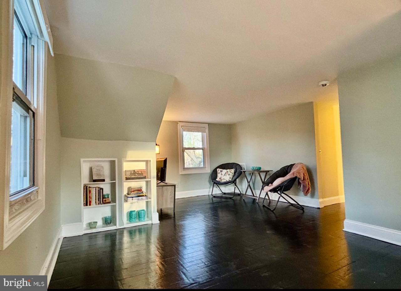 NEW ALEXANDRIA - Residential