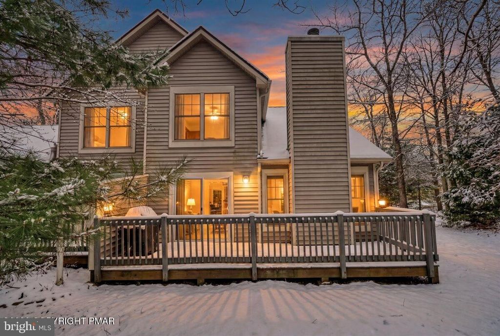 Photo of 183 Hawthorne Court, TANNERSVILLE, PA 18372 (MLS # PAMR2006170)