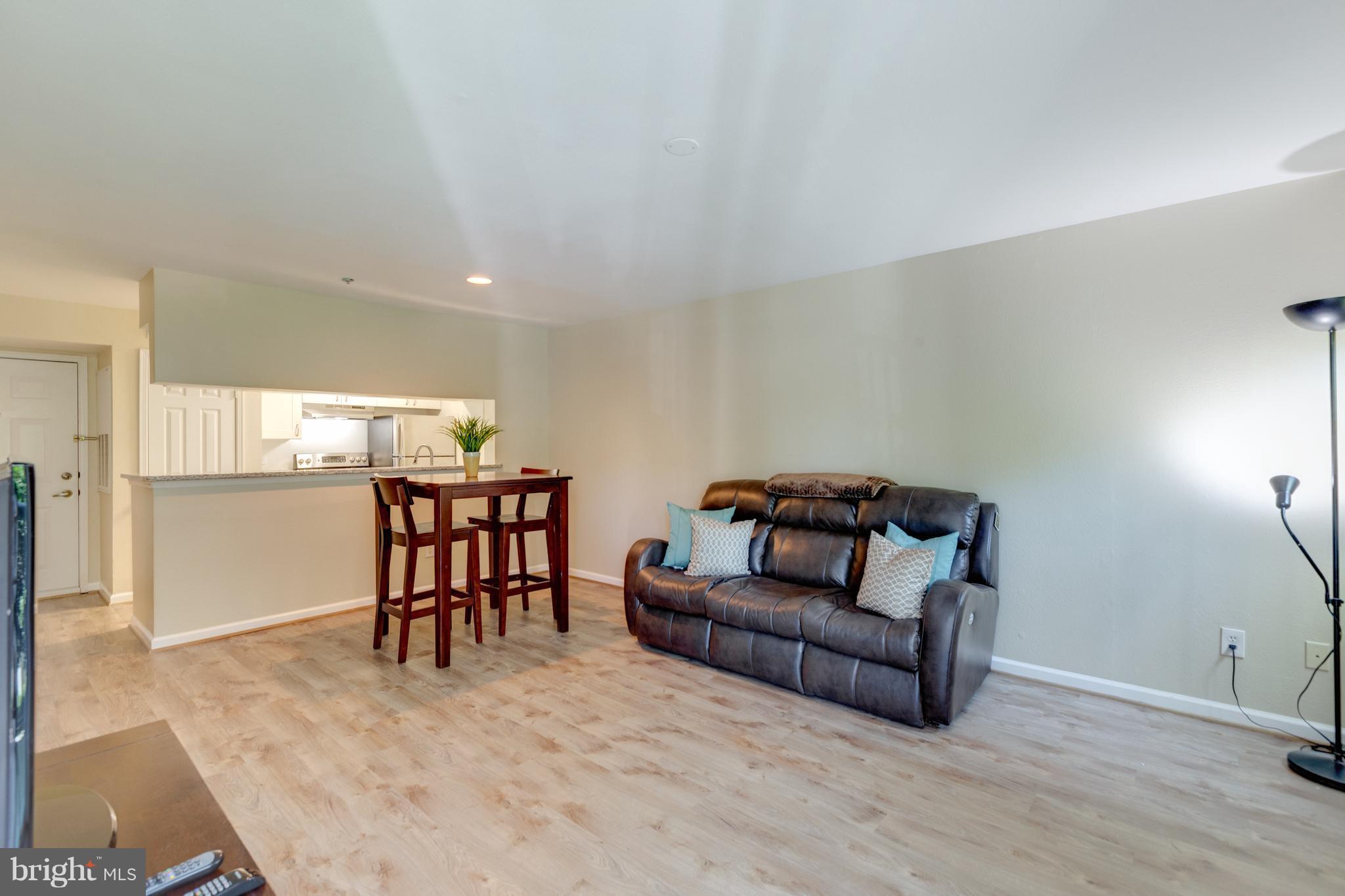 POINTE AT PARK CENTER - Residential