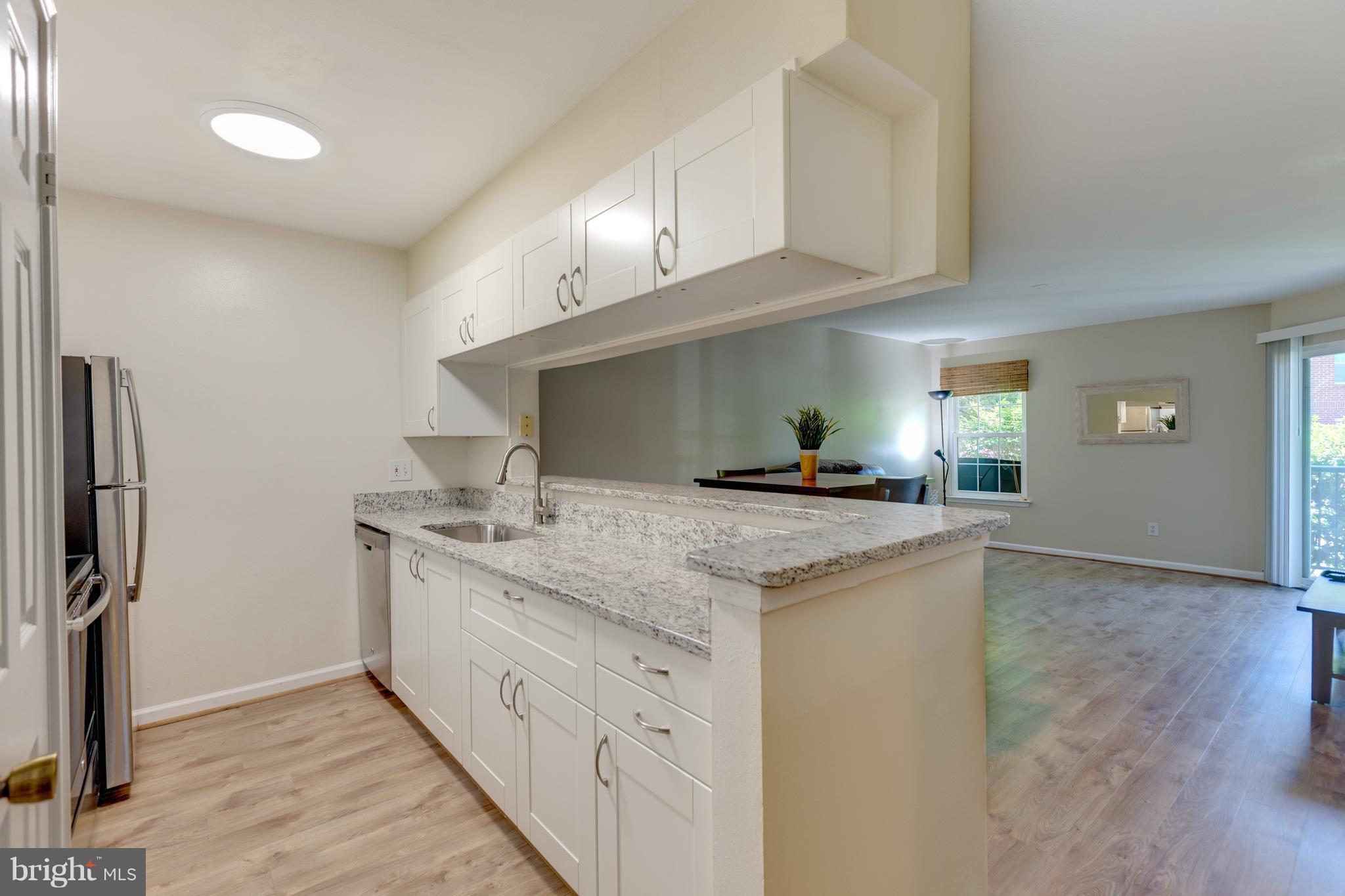 POINTE AT PARK CENTER - Residential