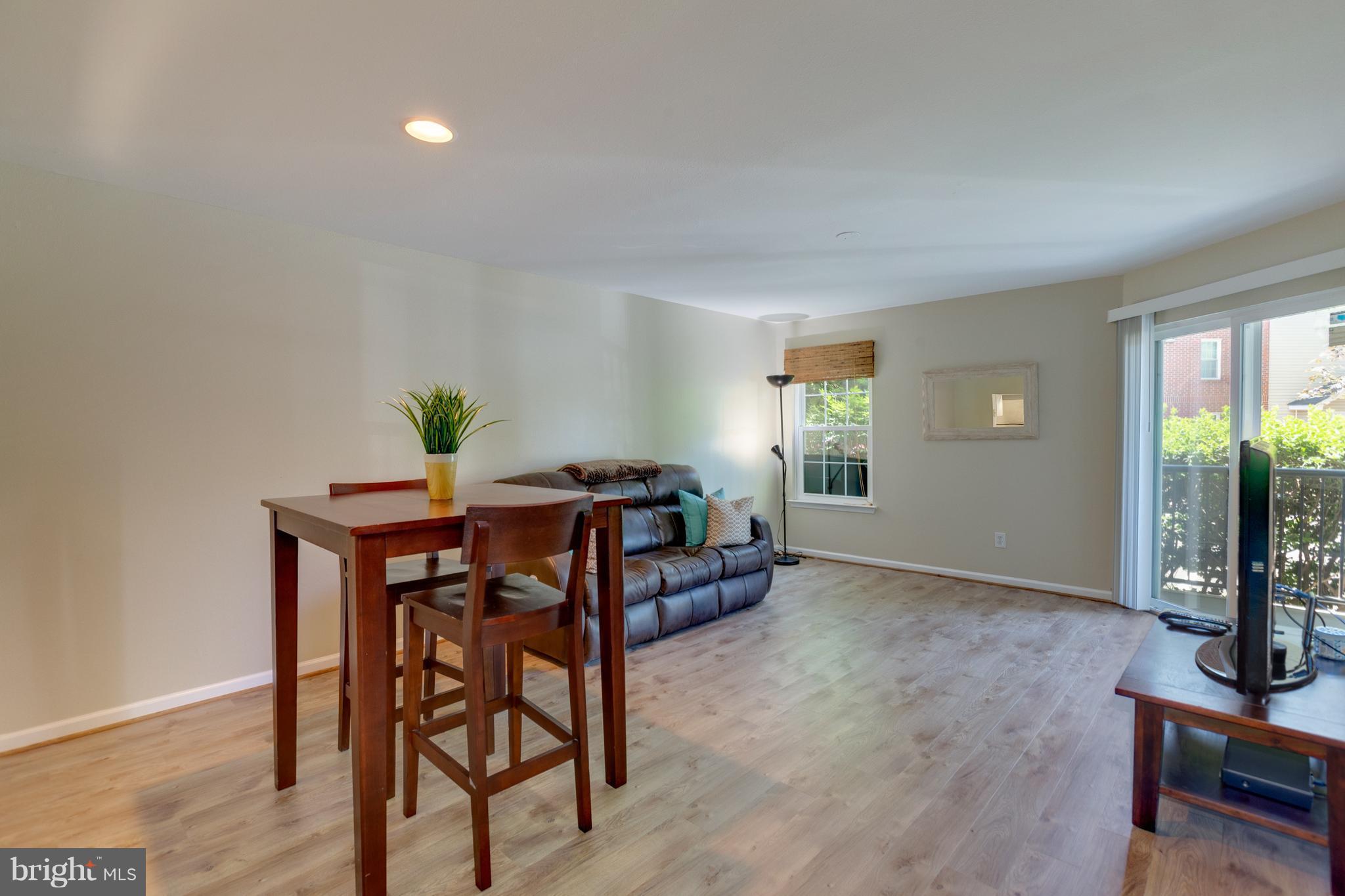 POINTE AT PARK CENTER - Residential