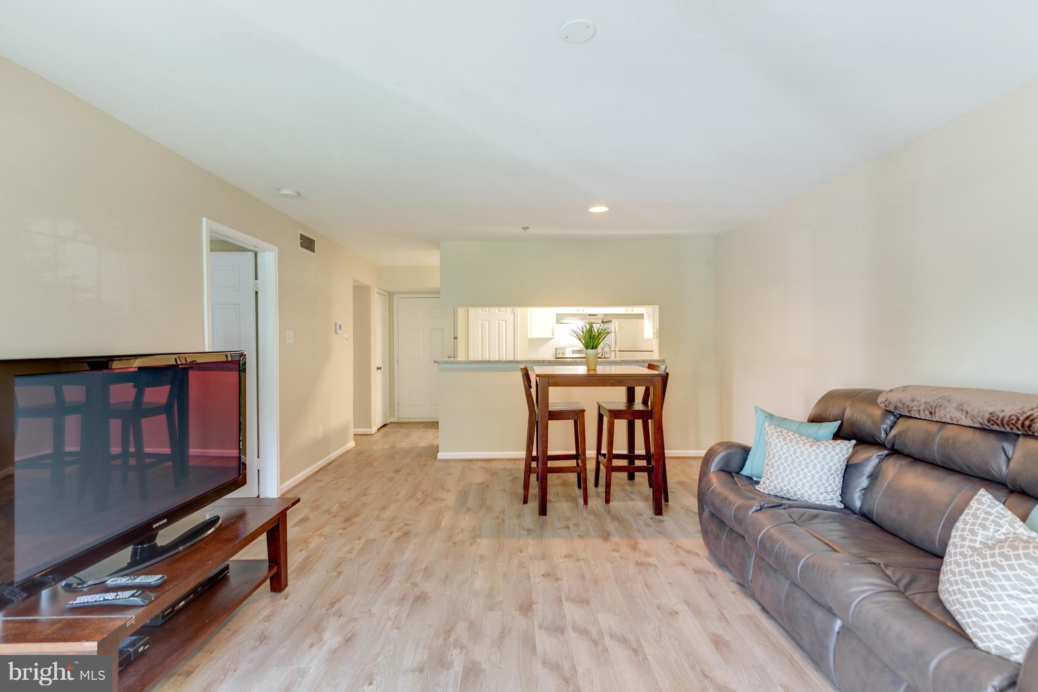 POINTE AT PARK CENTER - Residential