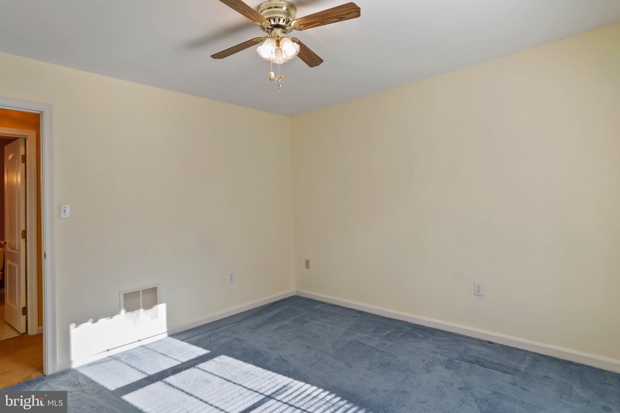 FOUNTAIN HEAD MANOR - Residential