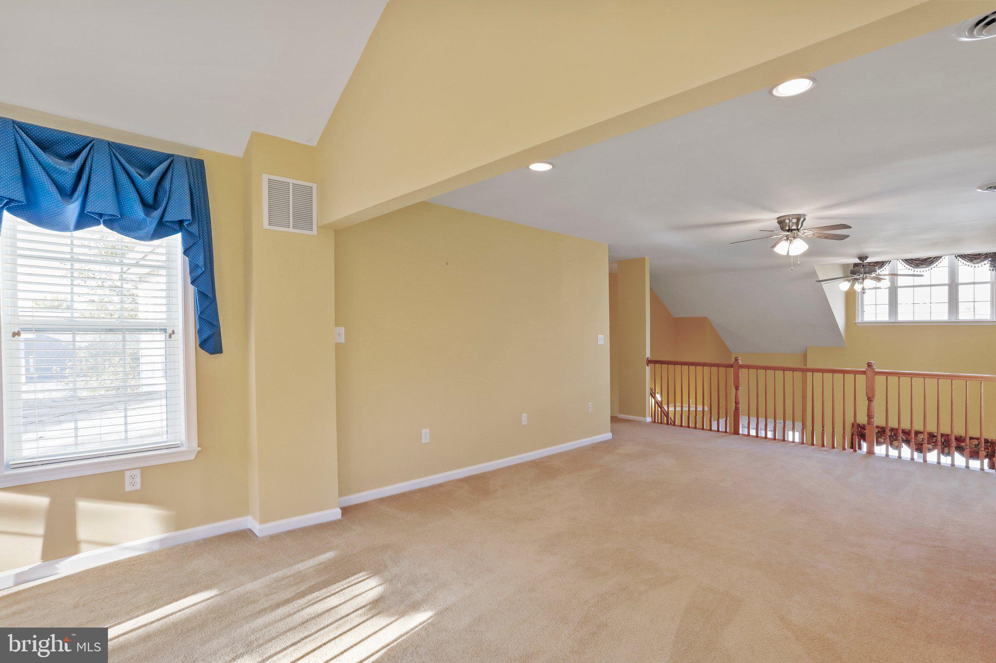 FOUNTAIN HEAD MANOR - Residential