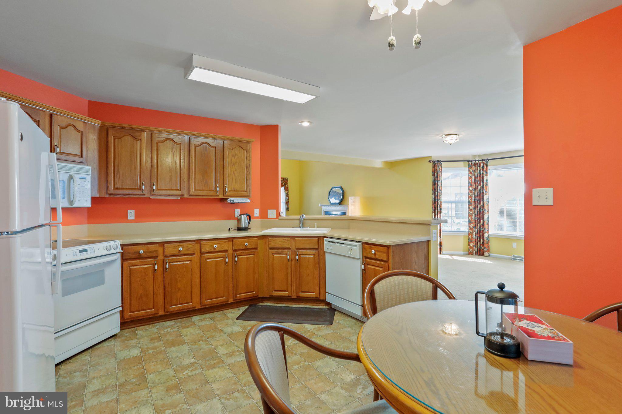 FOUNTAIN HEAD MANOR - Residential