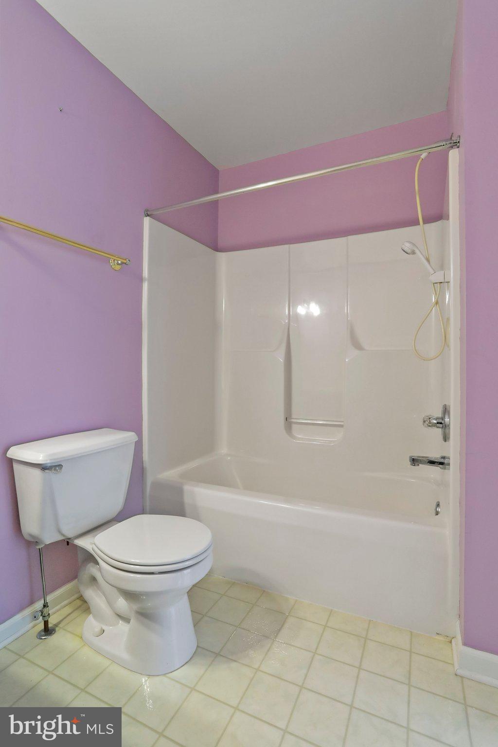 FOUNTAIN HEAD MANOR - Residential