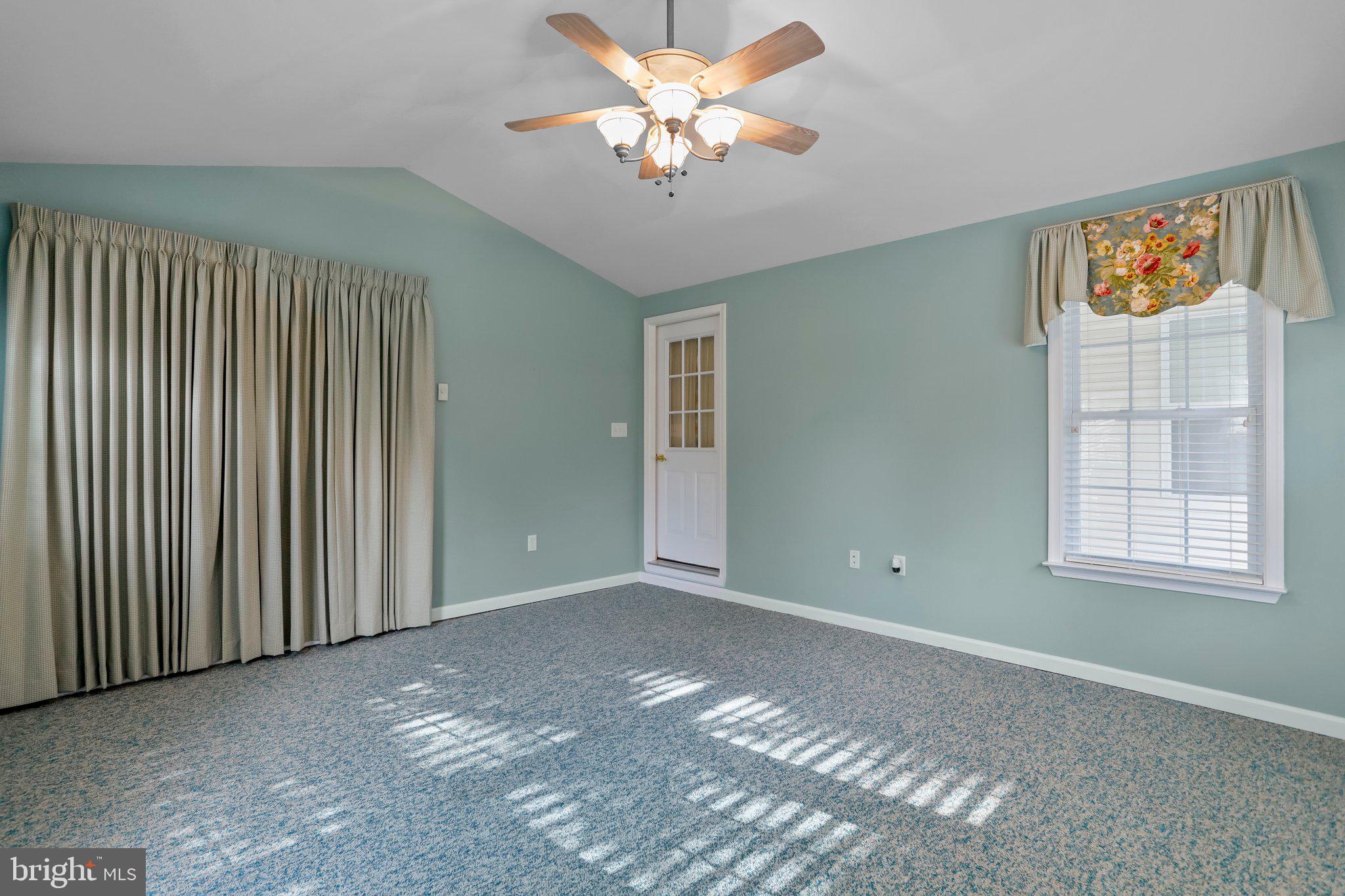 FOUNTAIN HEAD MANOR - Residential