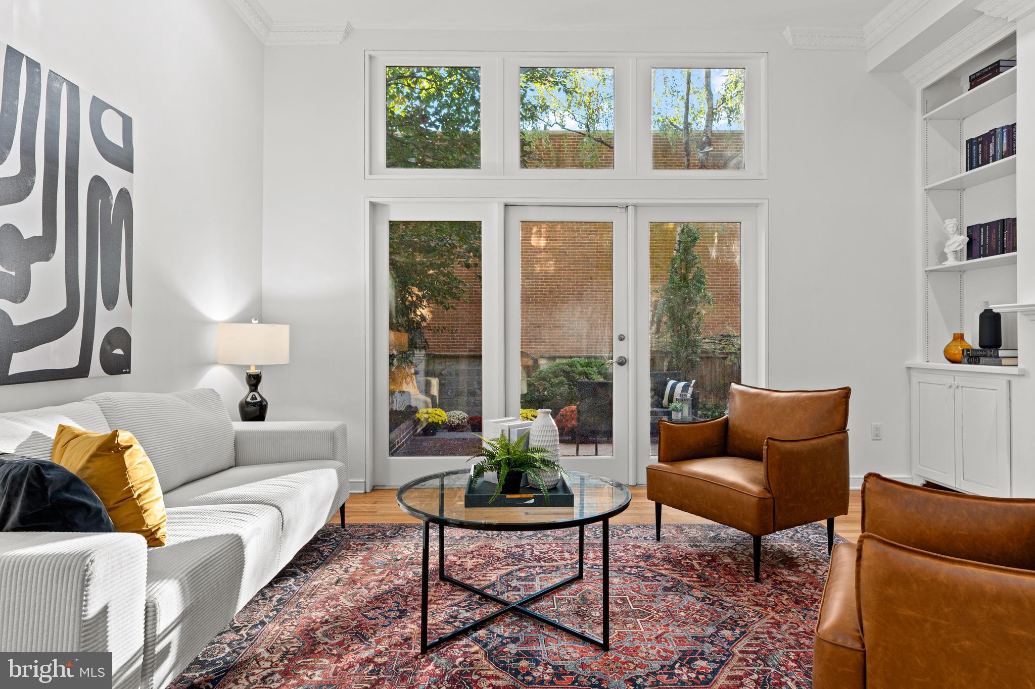 SOCIETY HILL - Residential