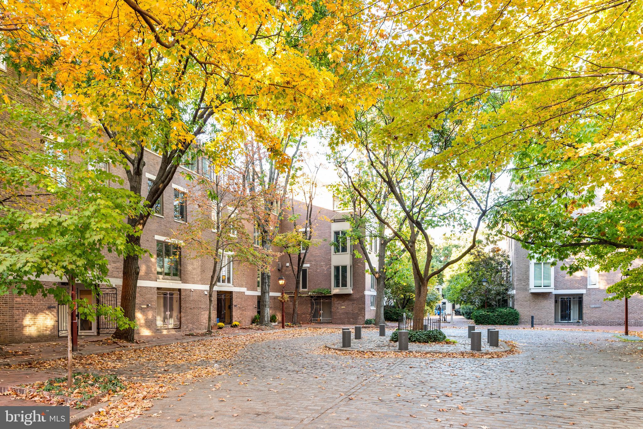 SOCIETY HILL - Residential