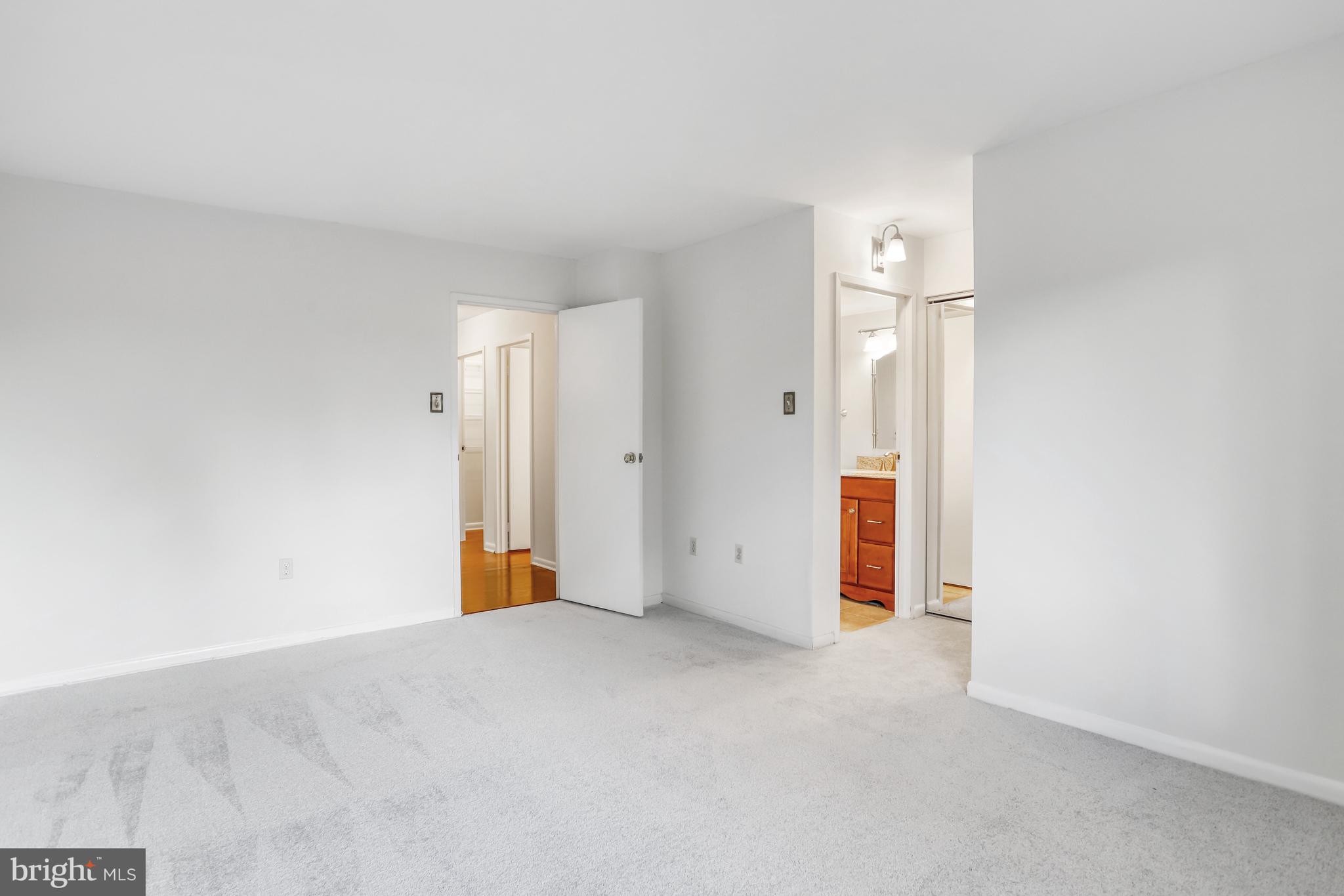 HALLMARK - Residential