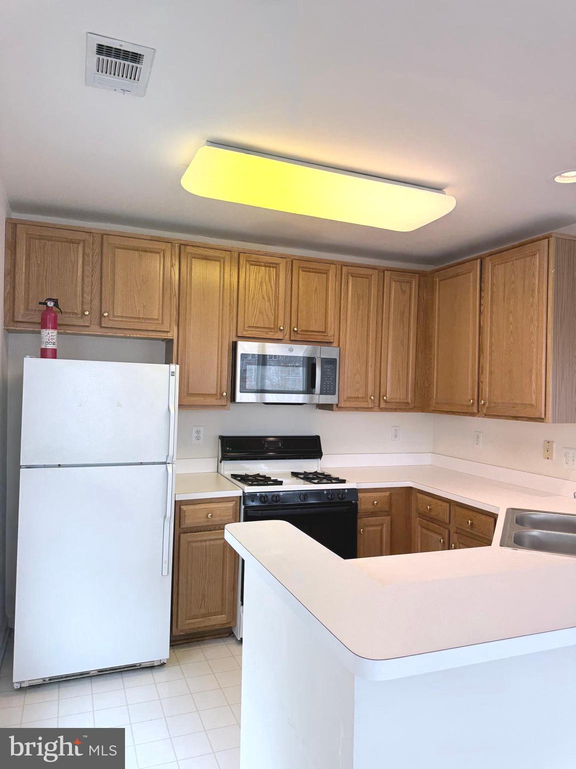 SYCAMORES AT VAN DORN - Residential