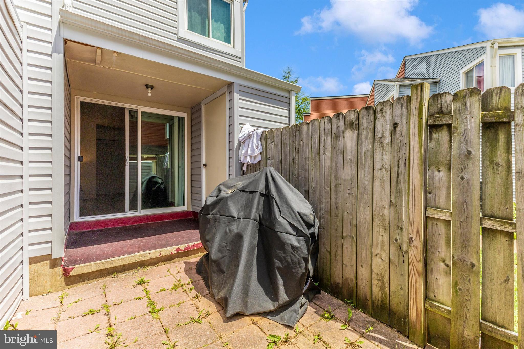 COUNTRYSIDE - Residential