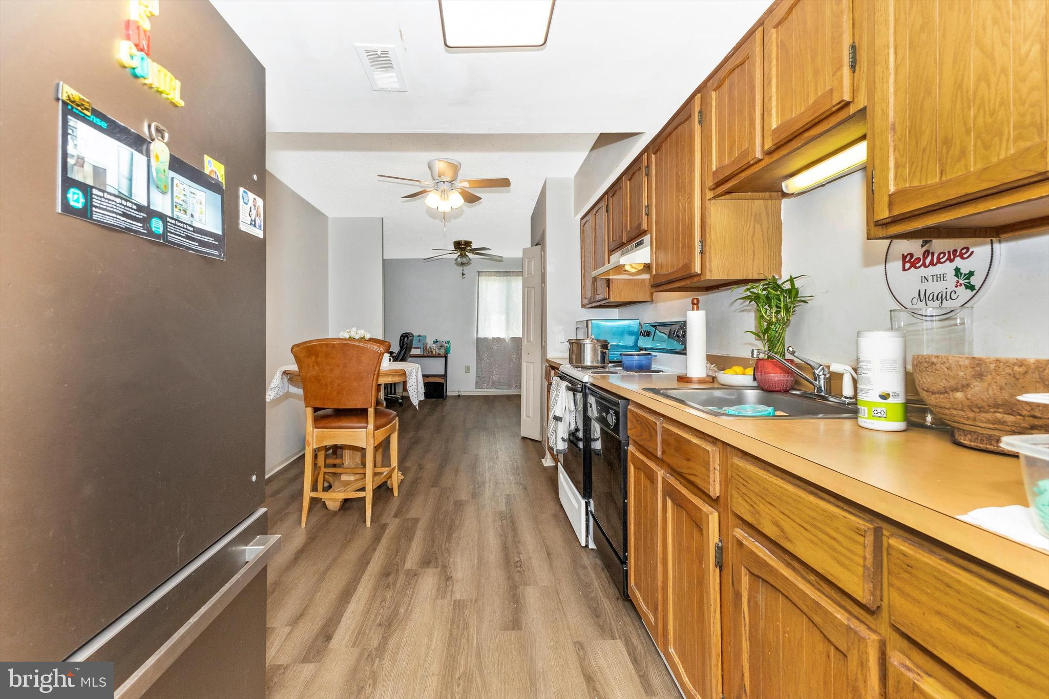 COUNTRYSIDE - Residential