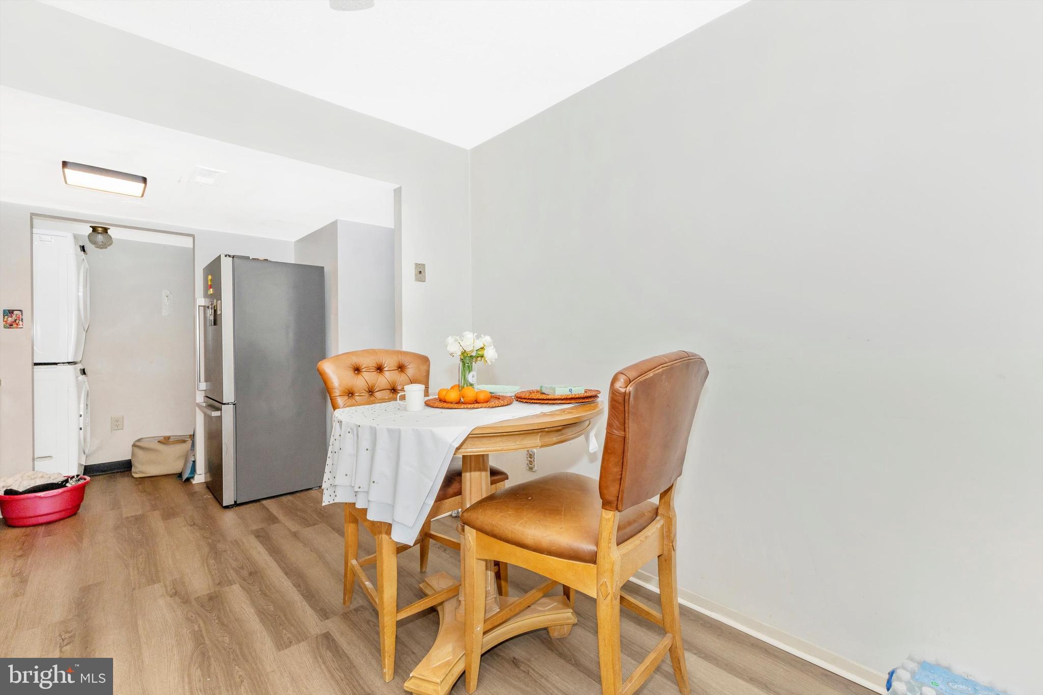 COUNTRYSIDE - Residential