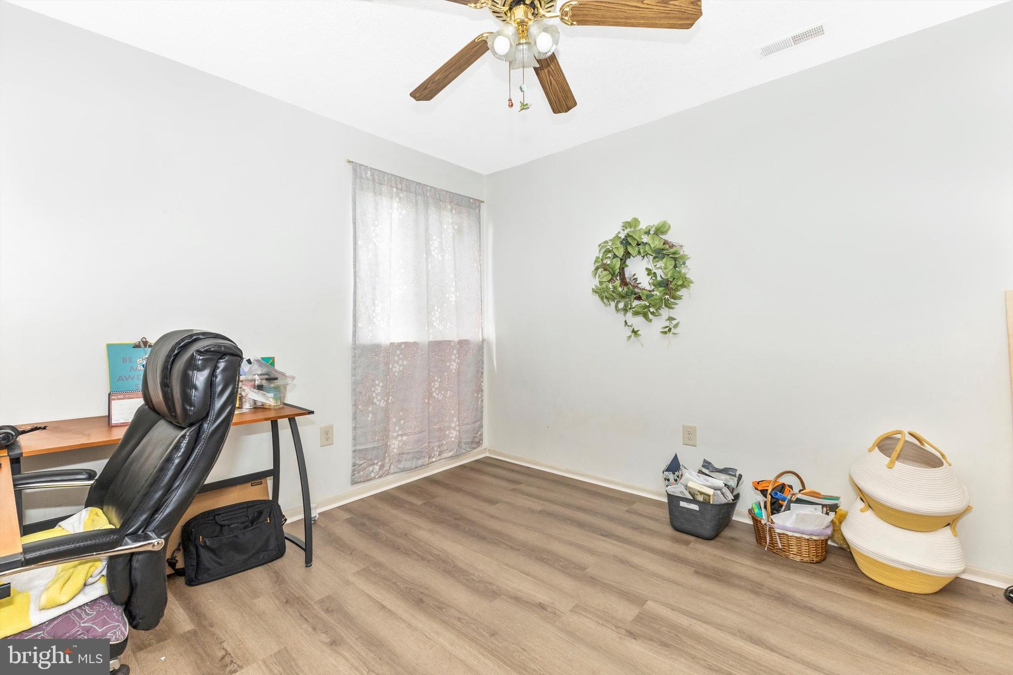 COUNTRYSIDE - Residential