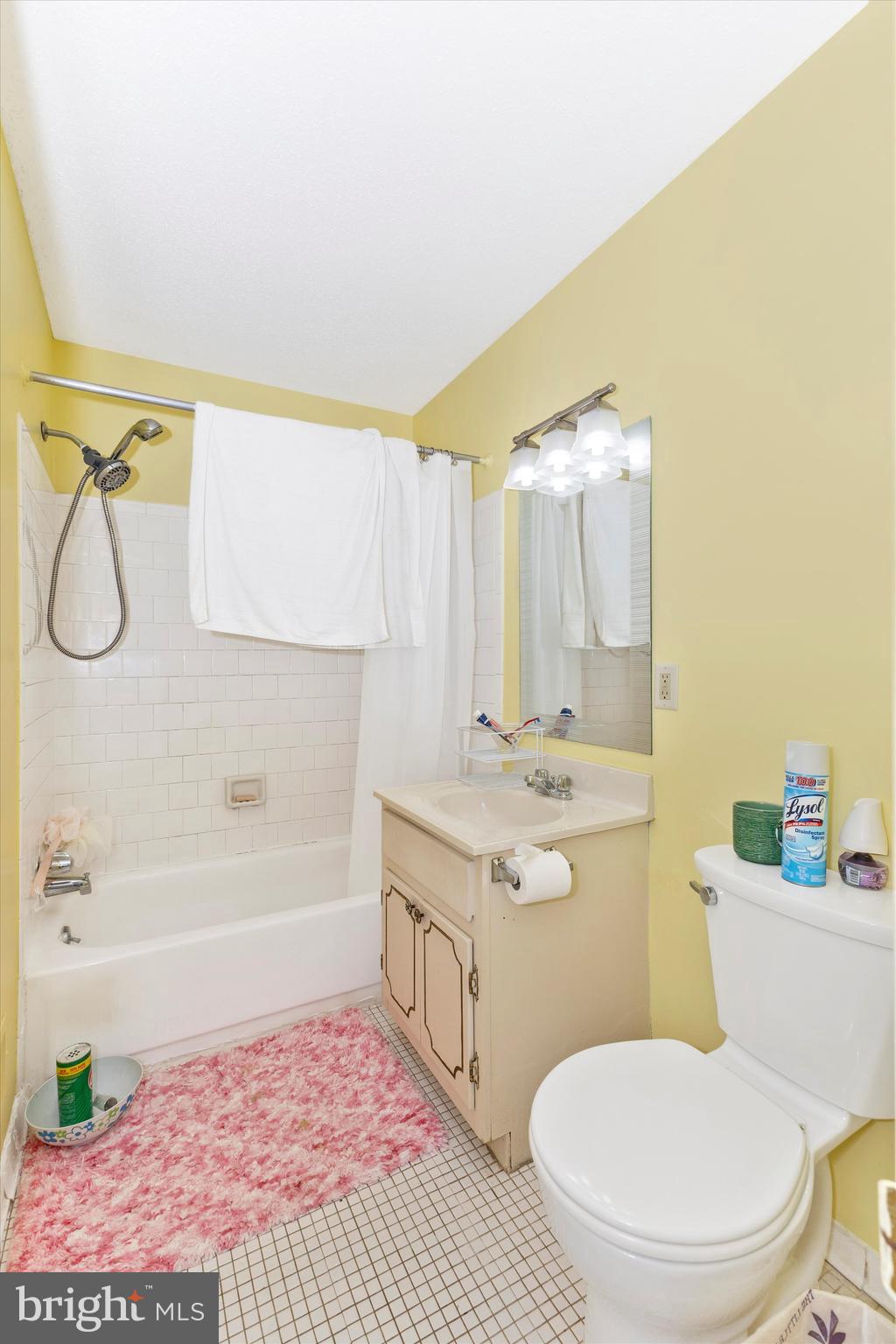 COUNTRYSIDE - Residential