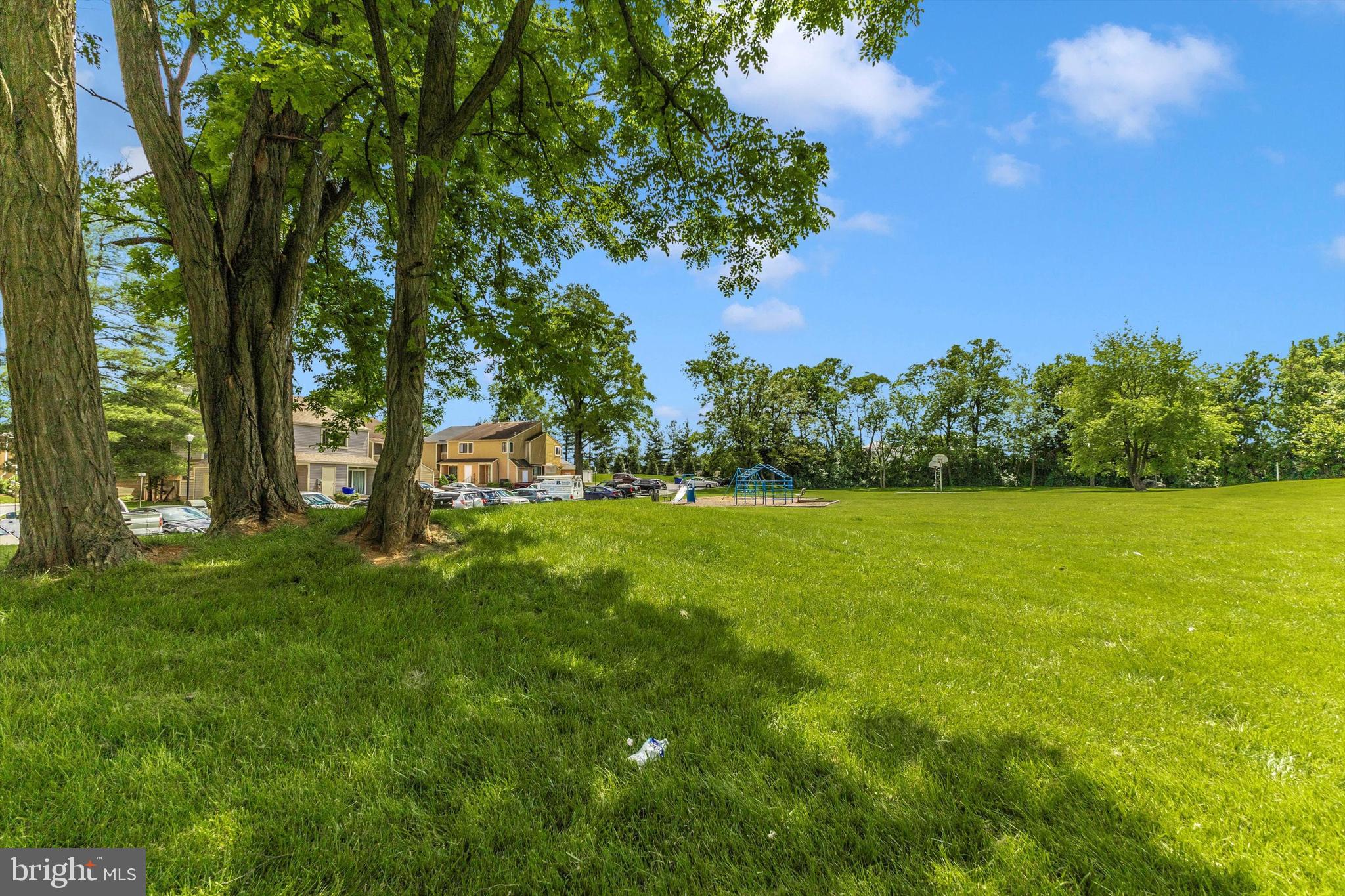 COUNTRYSIDE - Residential