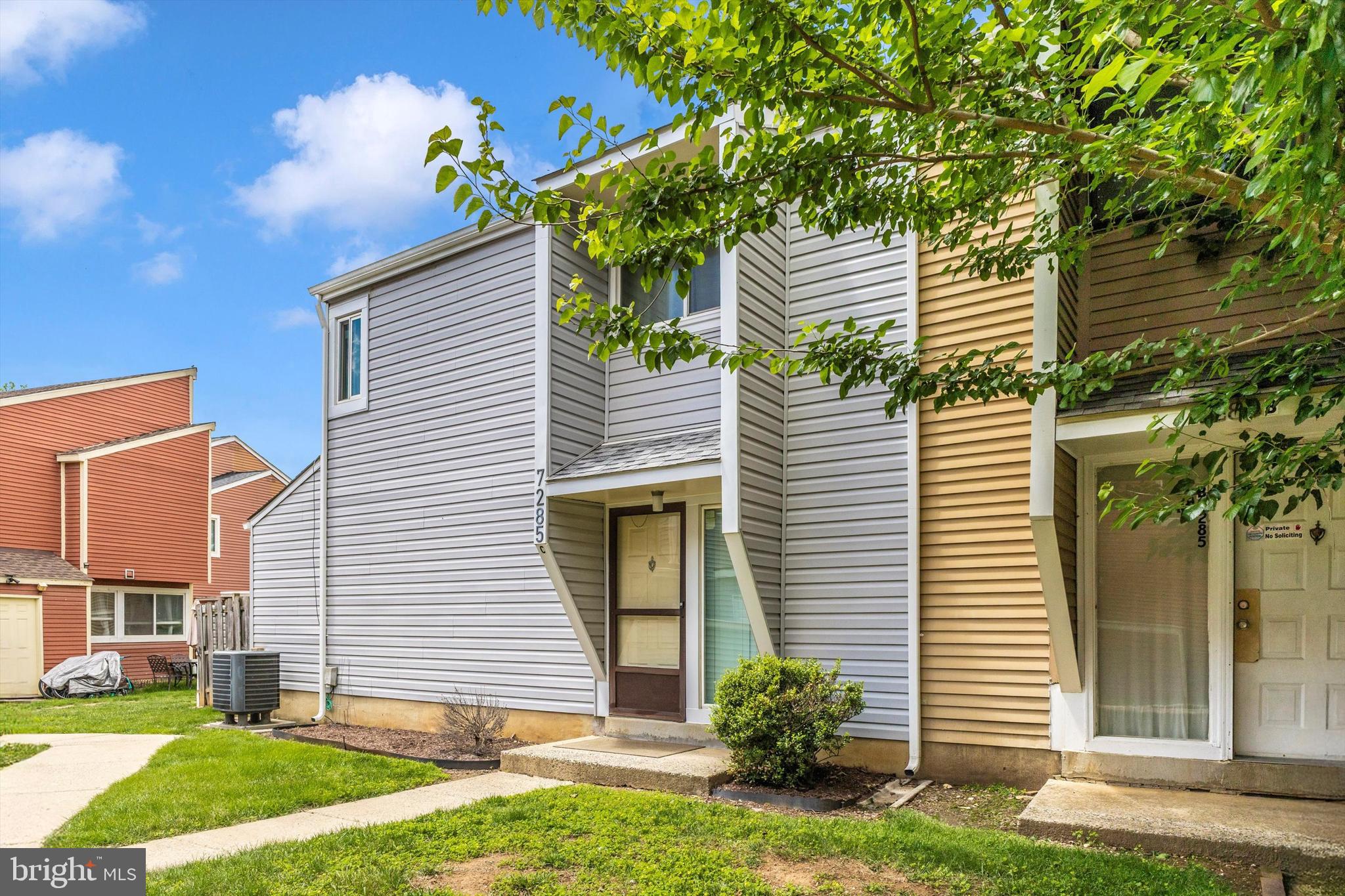 COUNTRYSIDE - Residential