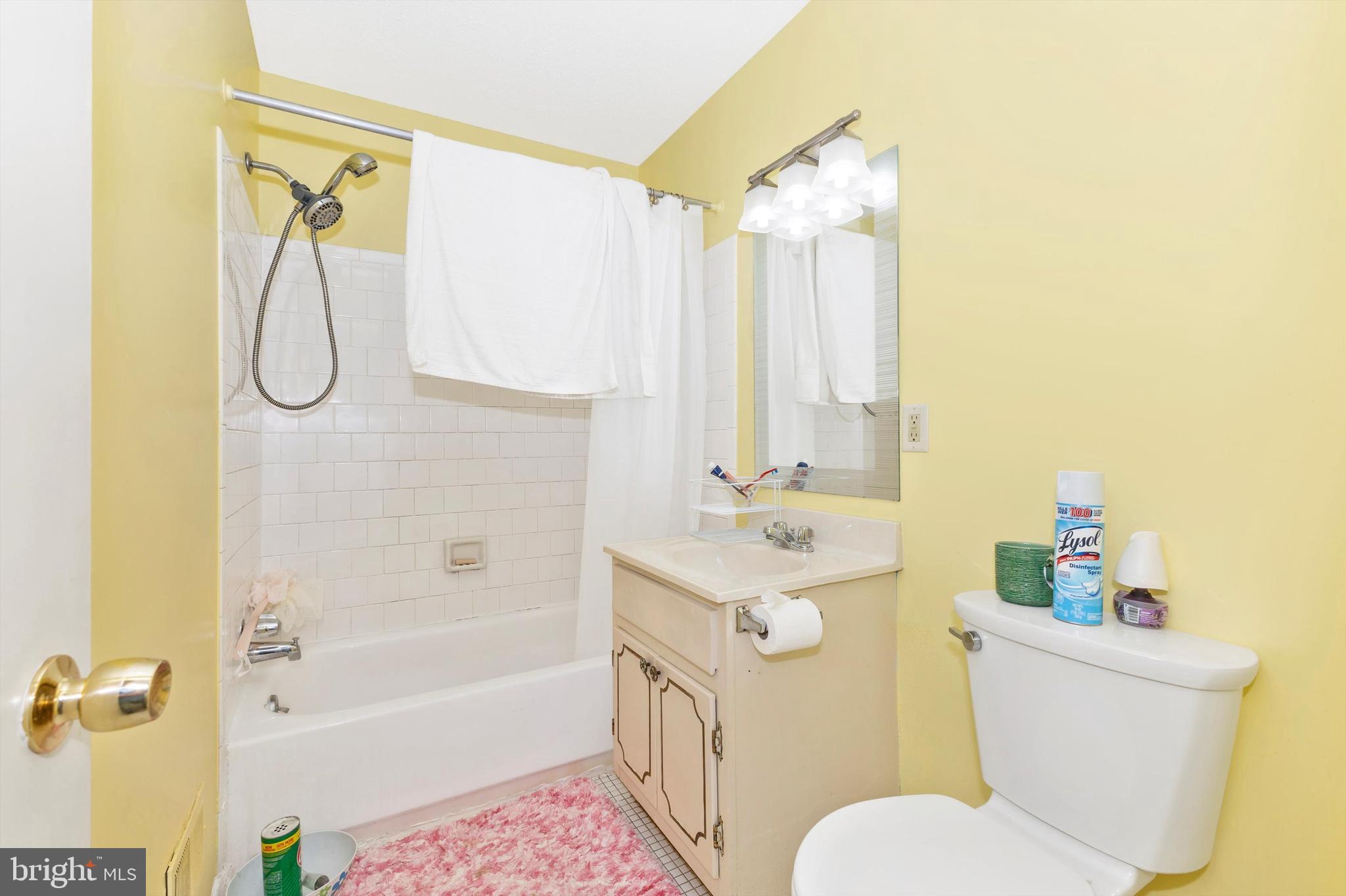 COUNTRYSIDE - Residential