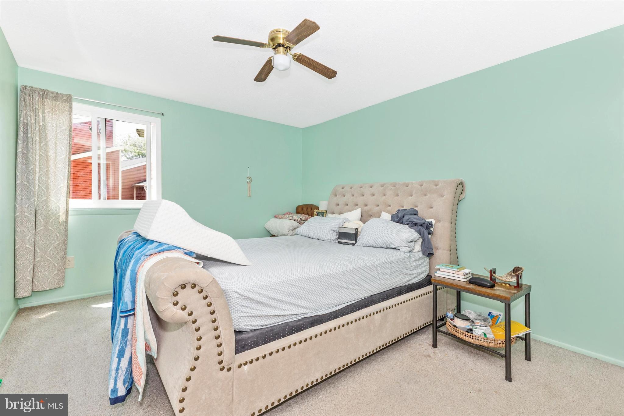 COUNTRYSIDE - Residential