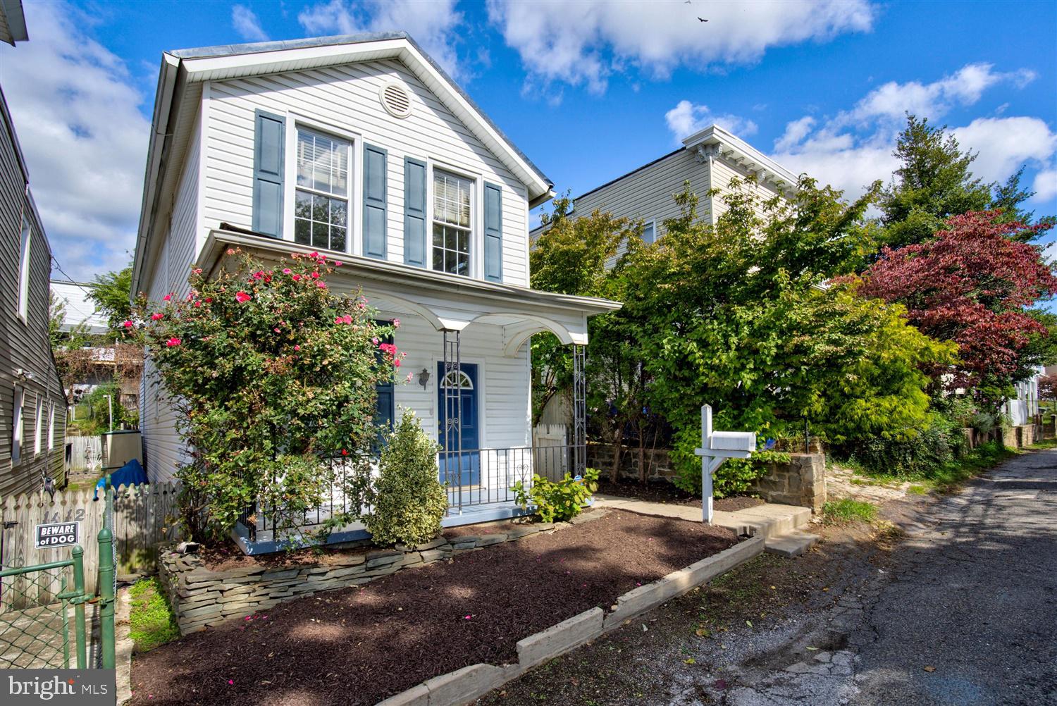 HAMPDEN HISTORIC DISTRICT - Residential