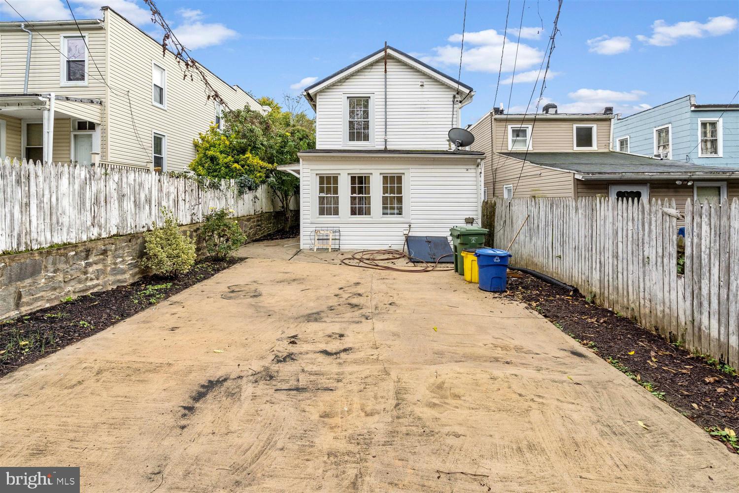 HAMPDEN HISTORIC DISTRICT - Residential