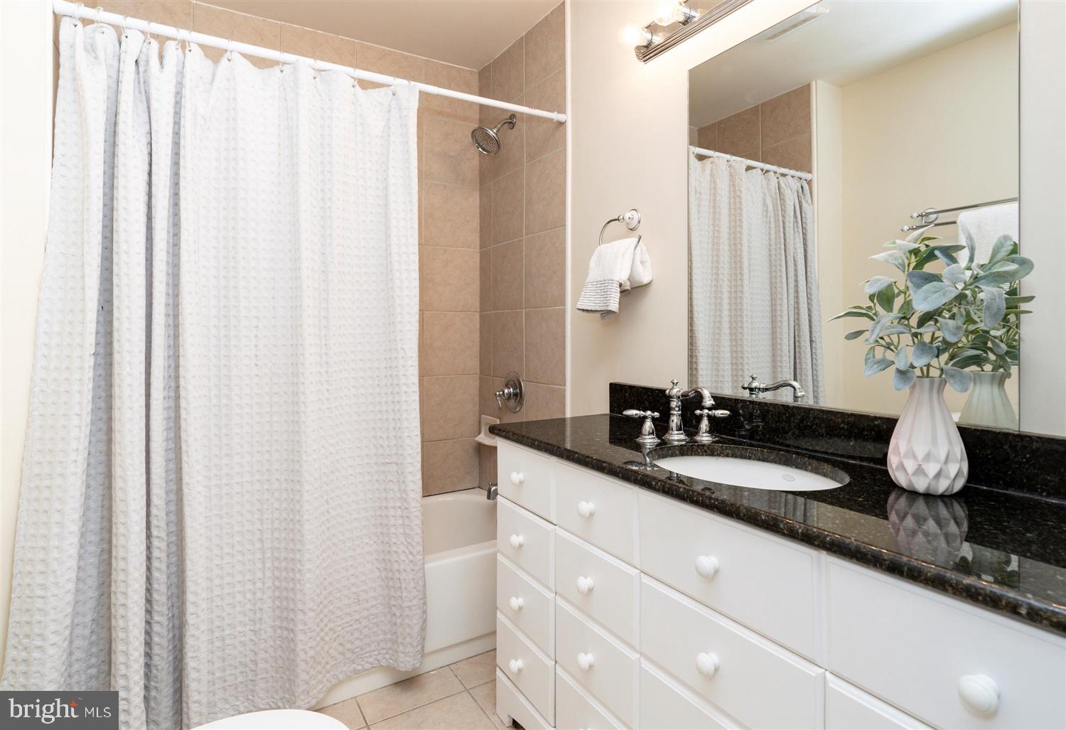 HAMPDEN HISTORIC DISTRICT - Residential