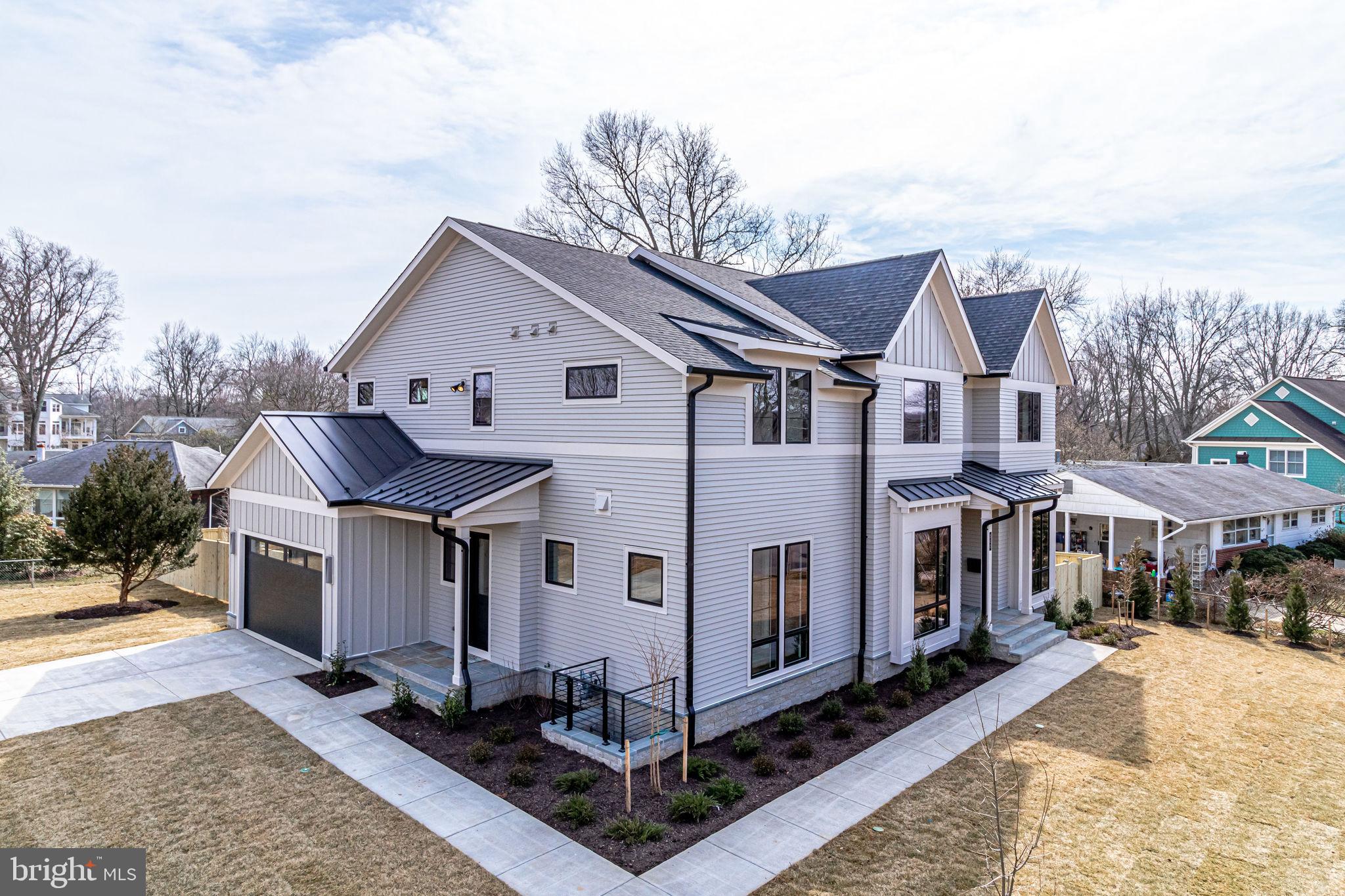 VIENNA WOODS - Residential