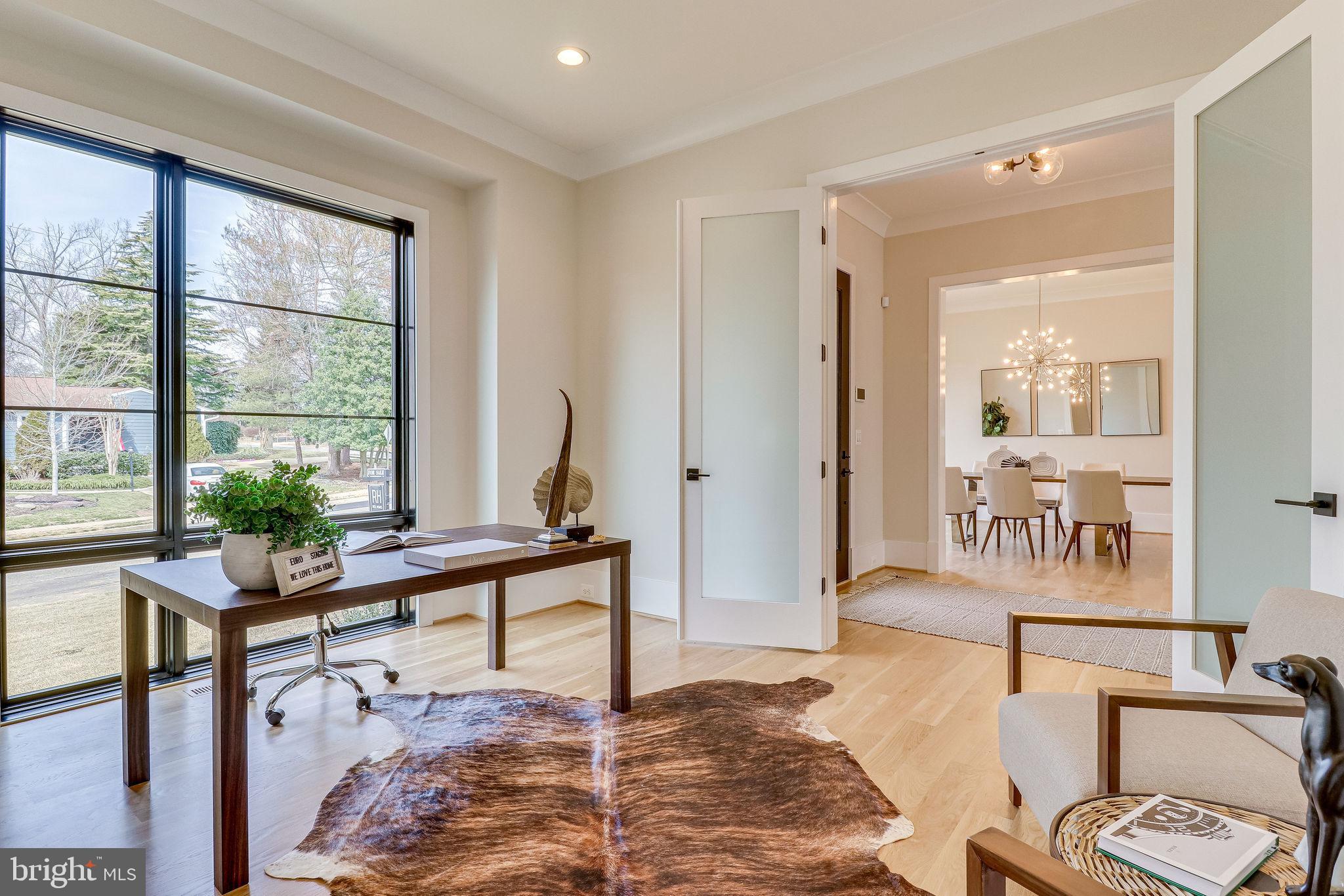 VIENNA WOODS - Residential