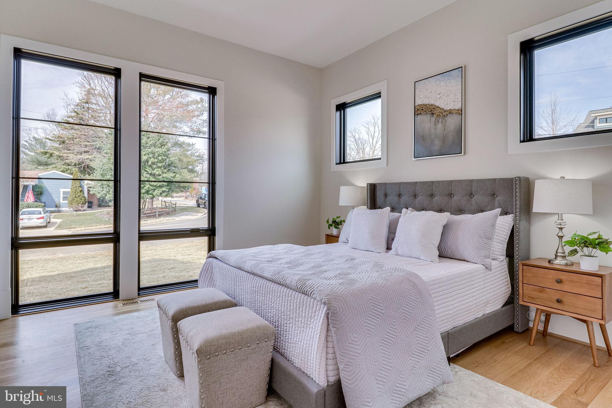 VIENNA WOODS - Residential