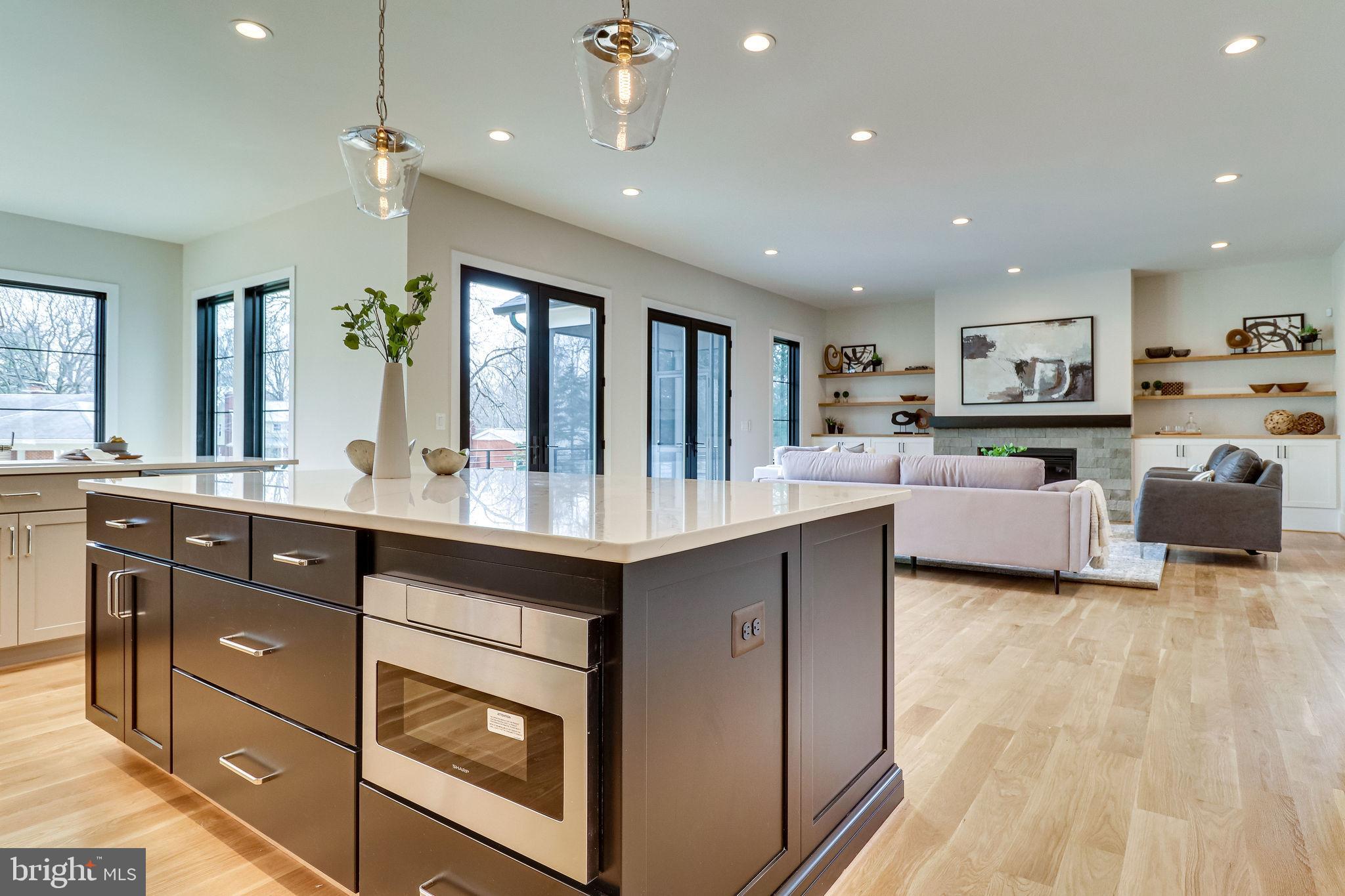 VIENNA WOODS - Residential