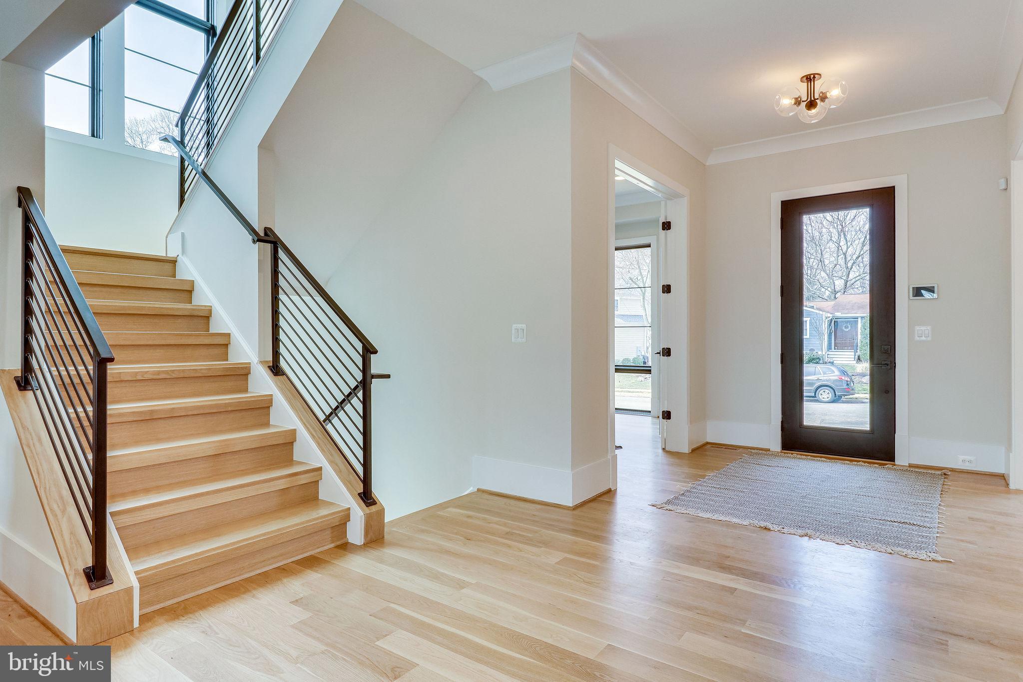 VIENNA WOODS - Residential