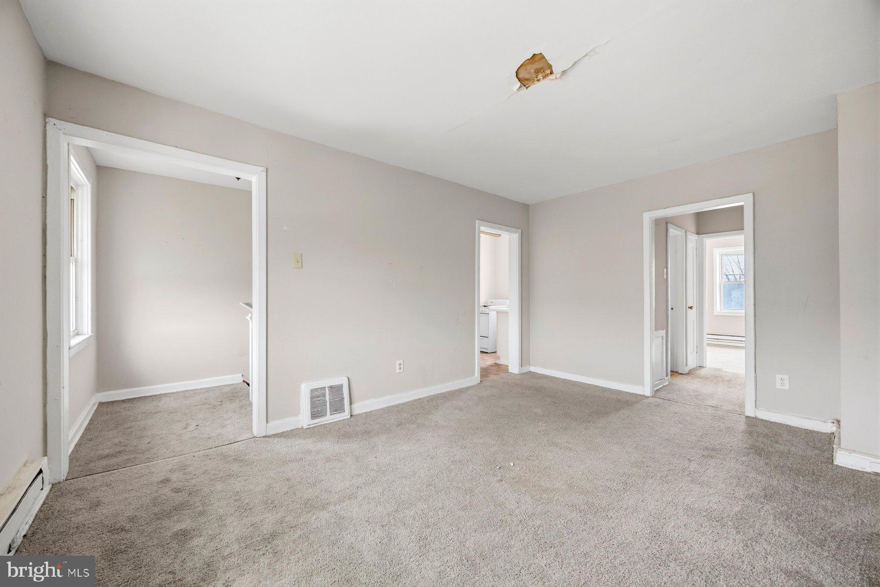 RITCHIE HEIGHTS - Residential