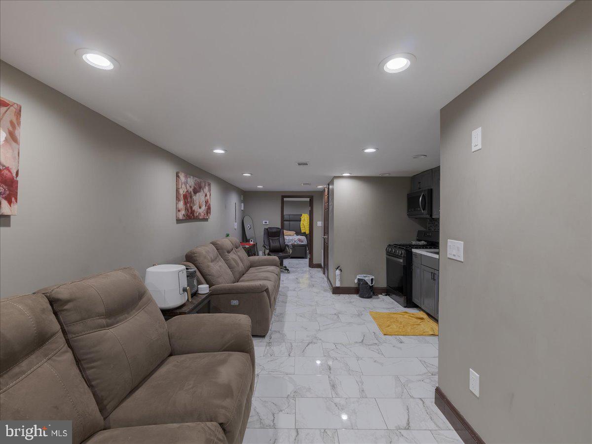 PHILADELPHIA (SOUTH) - Residential