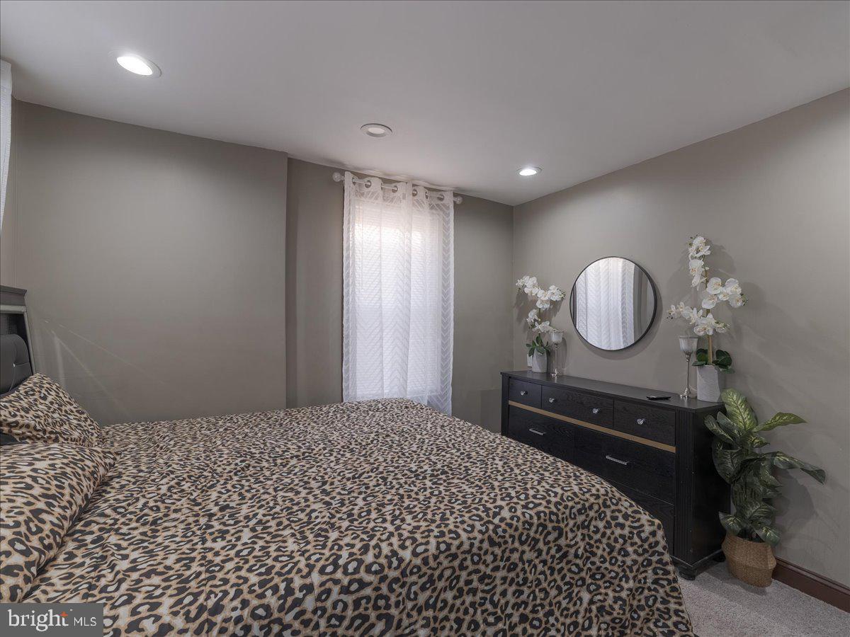 PHILADELPHIA (SOUTH) - Residential