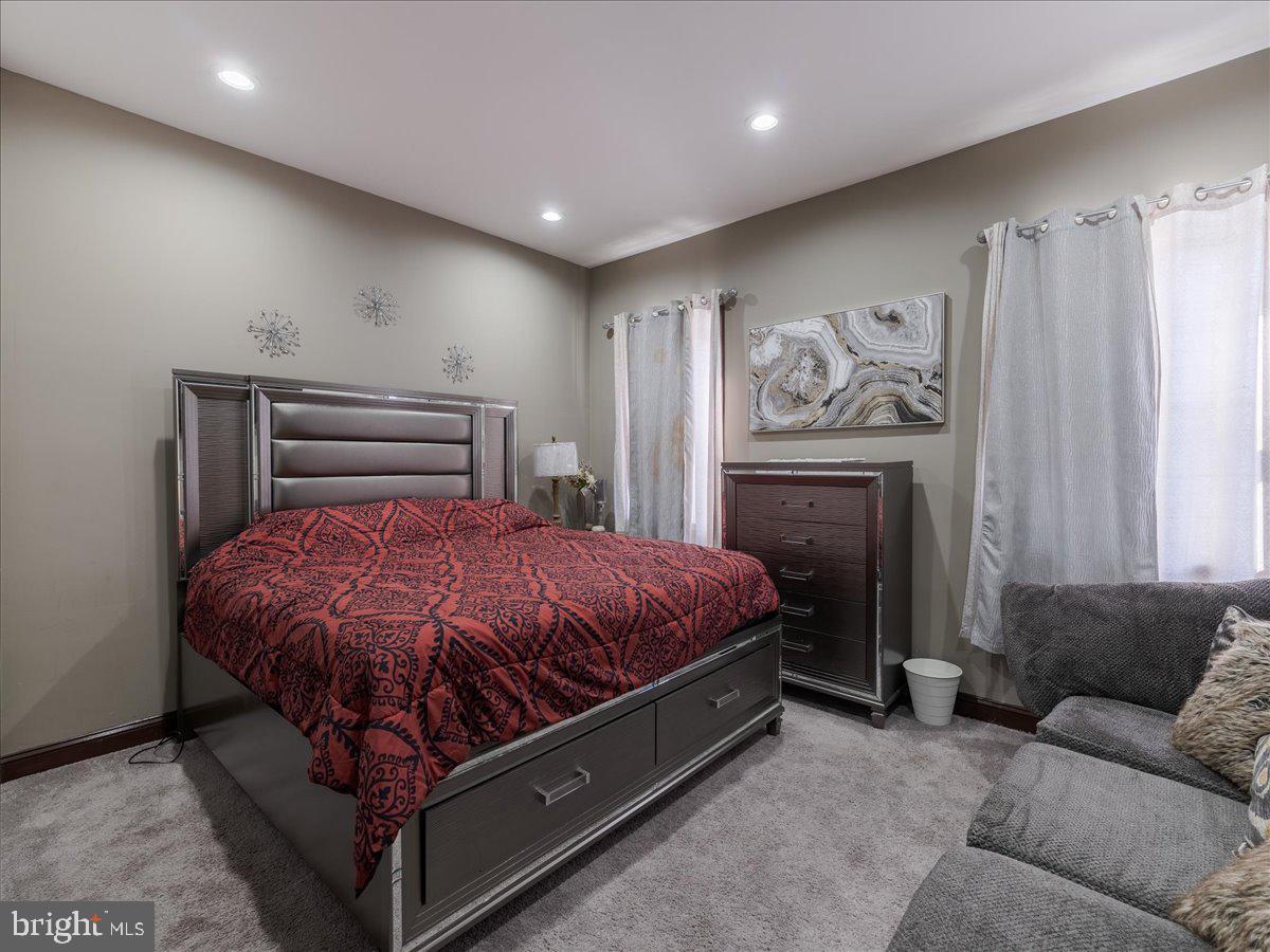 PHILADELPHIA (SOUTH) - Residential