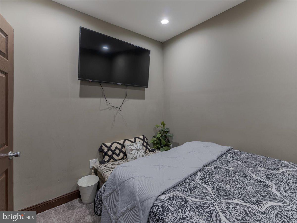 PHILADELPHIA (SOUTH) - Residential