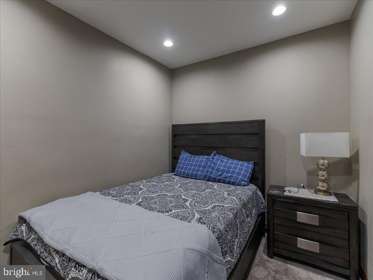 PHILADELPHIA (SOUTH) - Residential