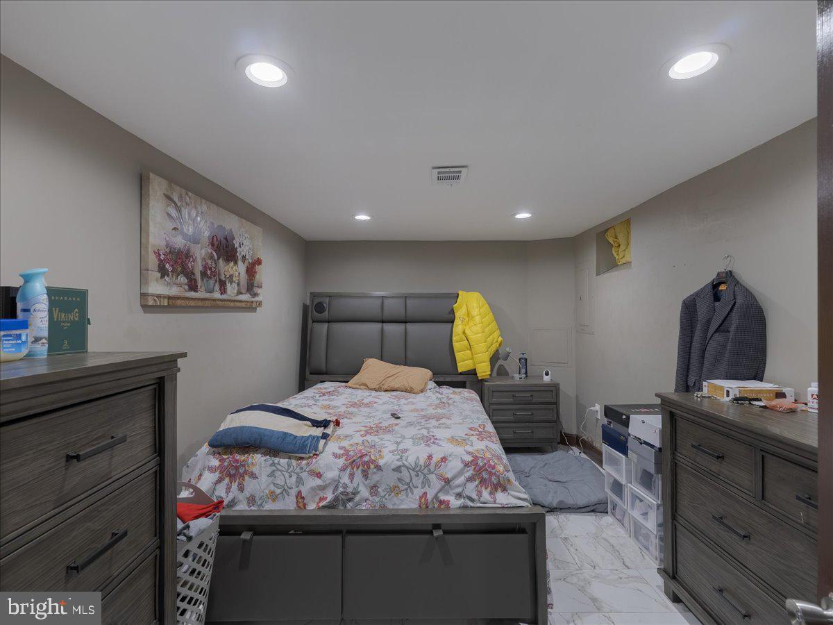 PHILADELPHIA (SOUTH) - Residential