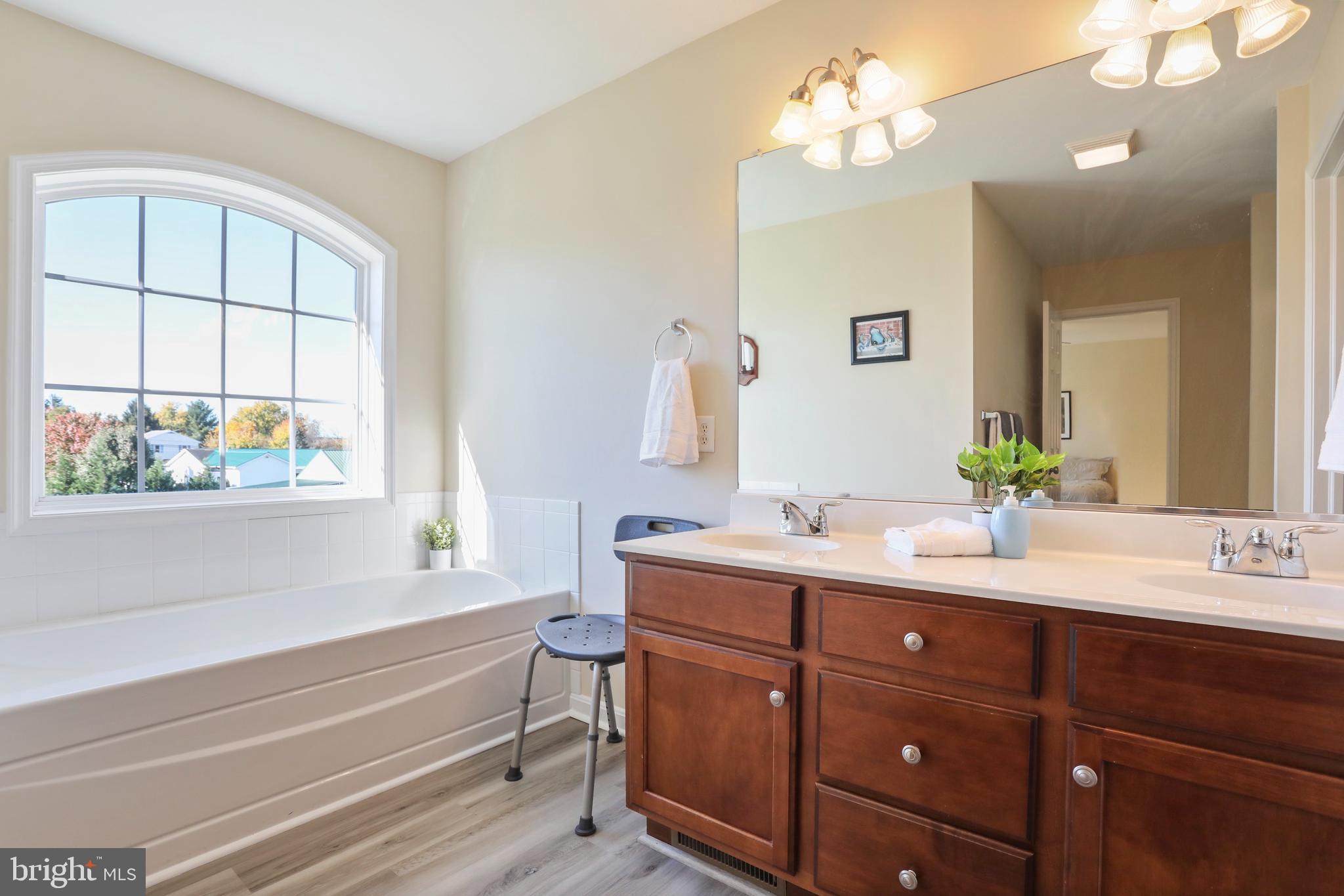 BRIDLE CREEK - Residential