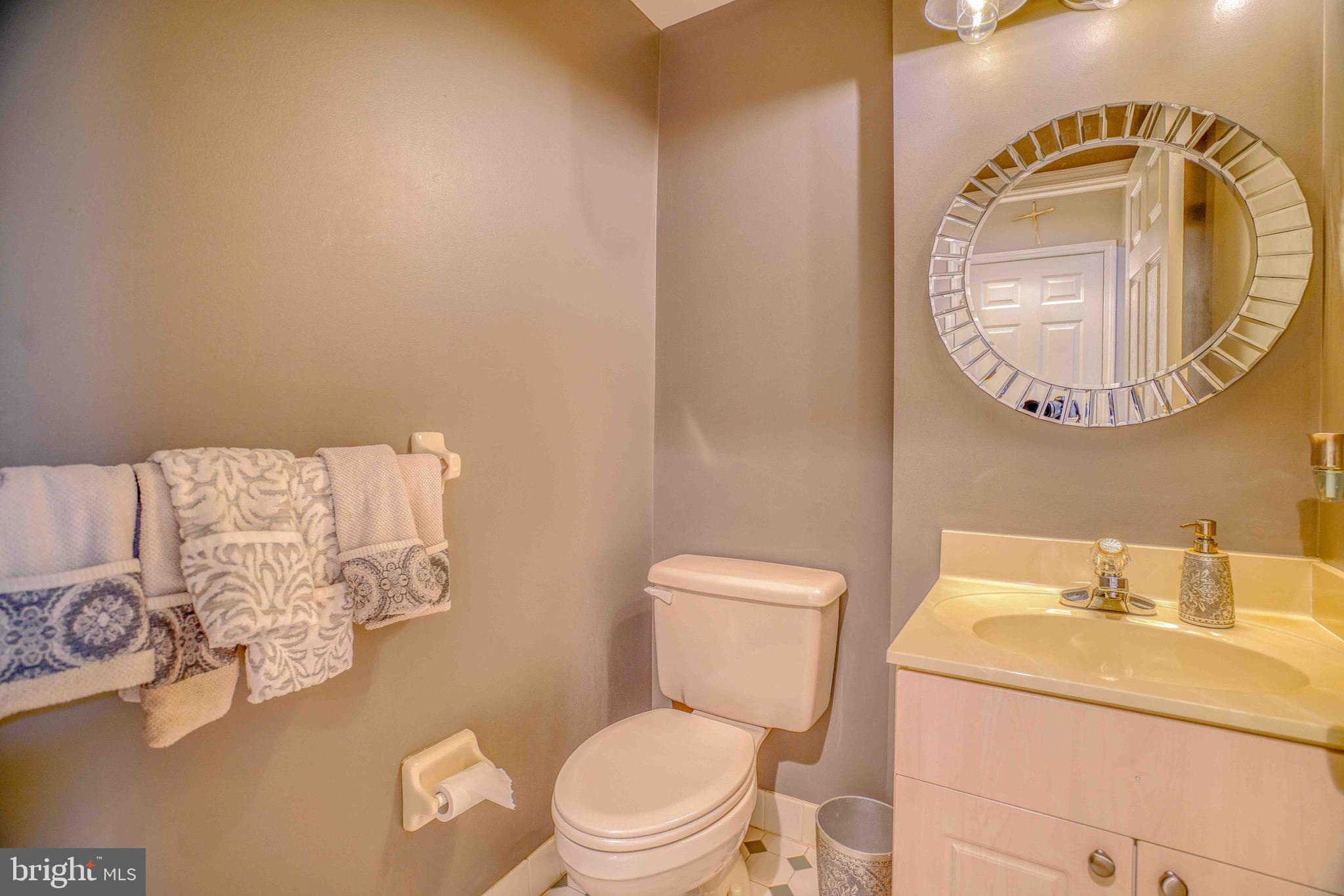 COUNTRY CROSSING - Residential