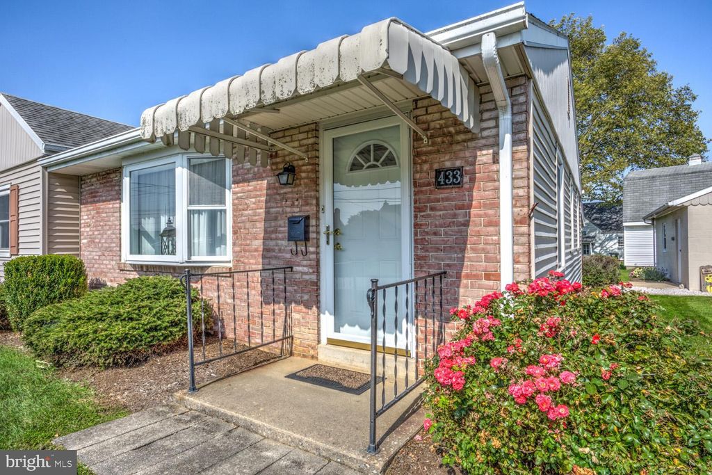 Photo of 433 W End Avenue, Akron, PA 17501 (MLS # PALA2041872)