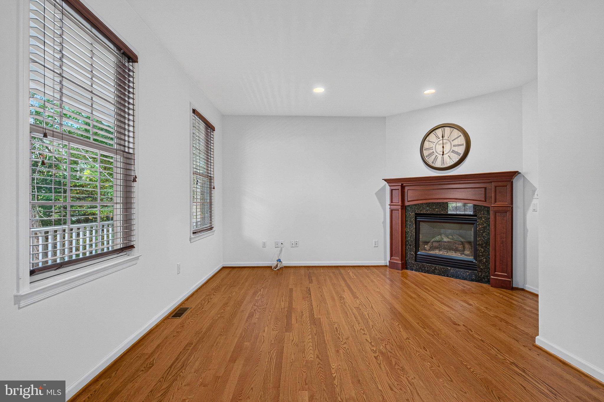 14015 WOODENS LANE