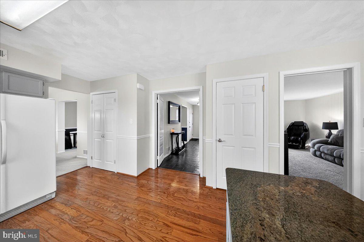 SHERWOOD FOREST - Residential