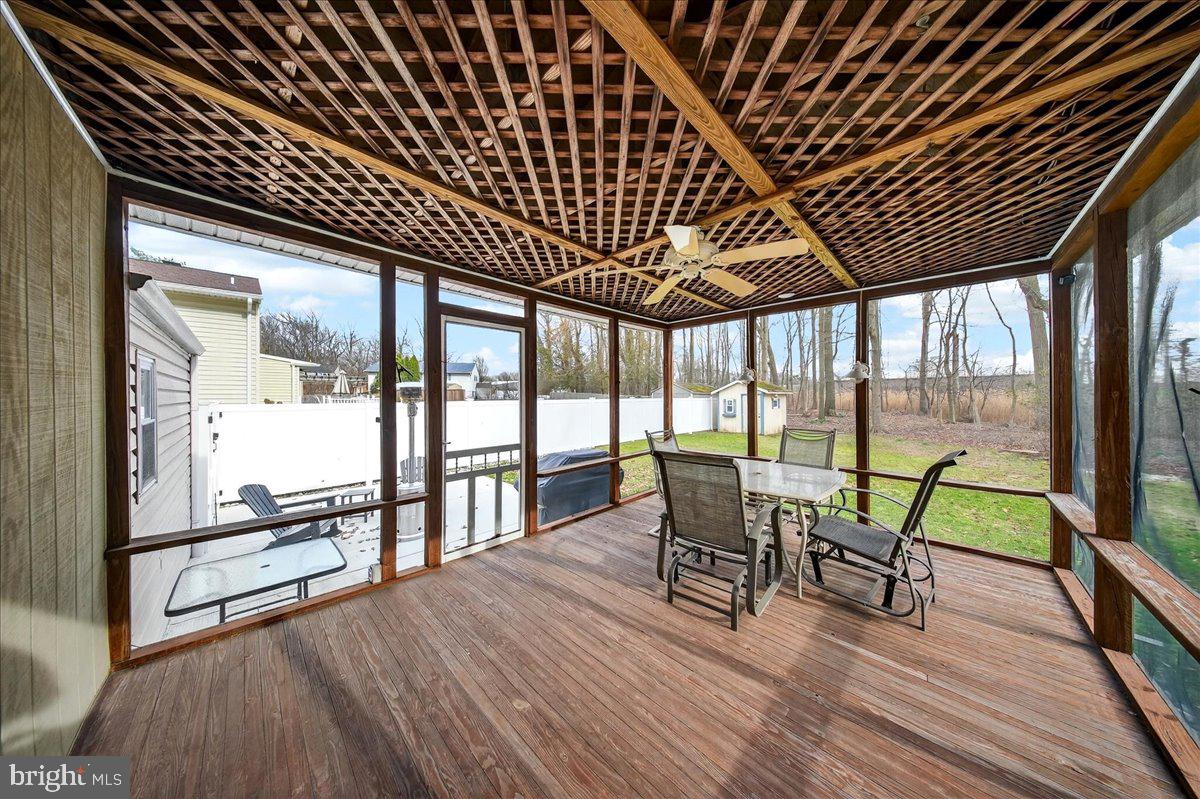 SHERWOOD FOREST - Residential