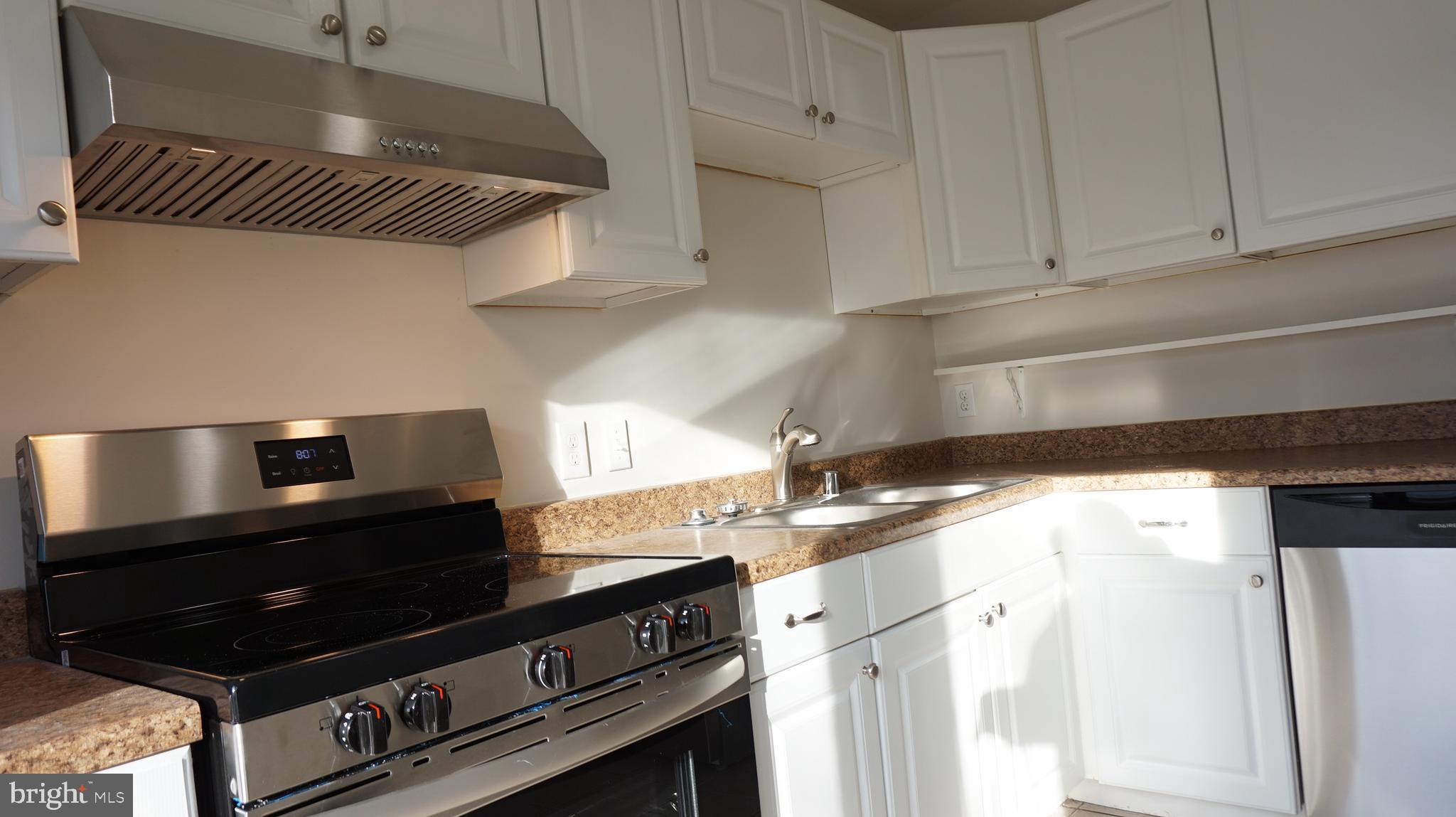 STAFFORD MEADOWS - Residential