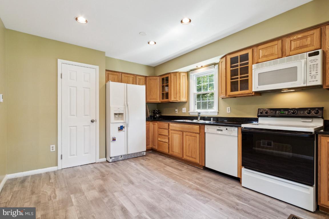 LAKE RIDGE - Residential